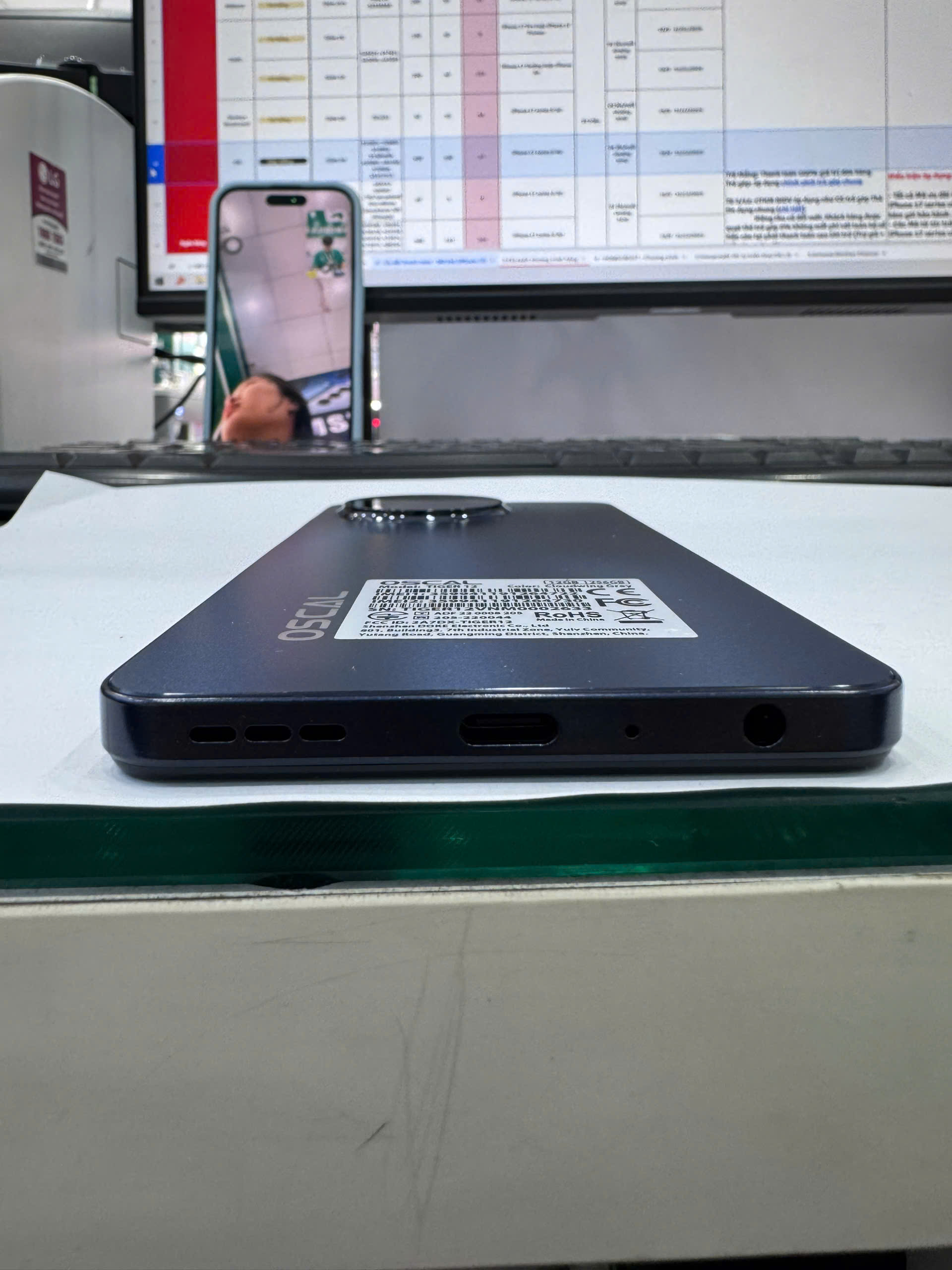 Điện thoại di động OSCAL TIGER 12 (12GB/256GB) - màu xám (Cloudwing Grey) - 359941191264722 - OSTI12XM