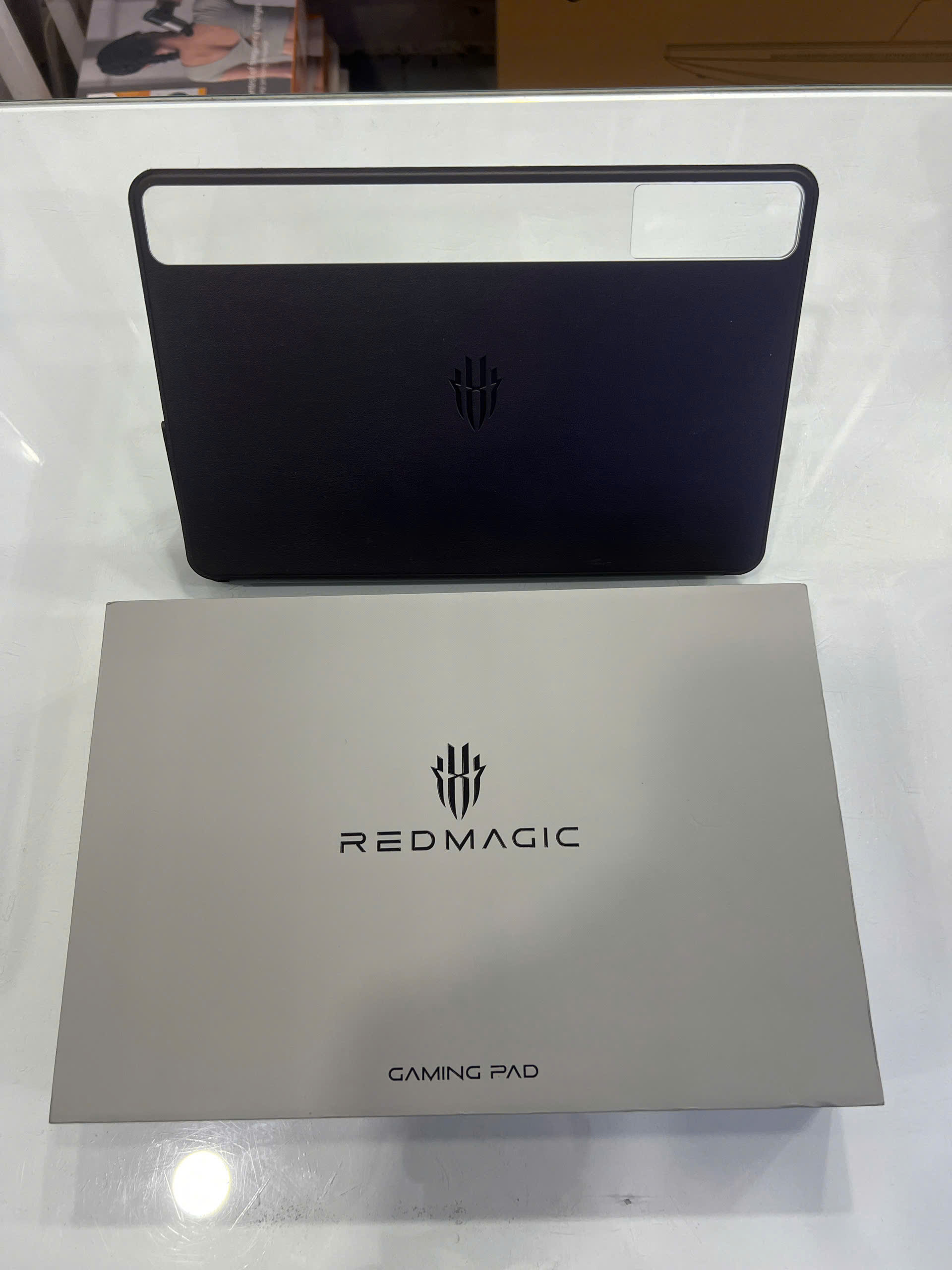 Máy tính bảng REDMAGIC Nova Gaming 16GB/512GB Bản Quốc Tế Chính Hãng - Đen Bóng Đêm (Midnight) - NP03J16