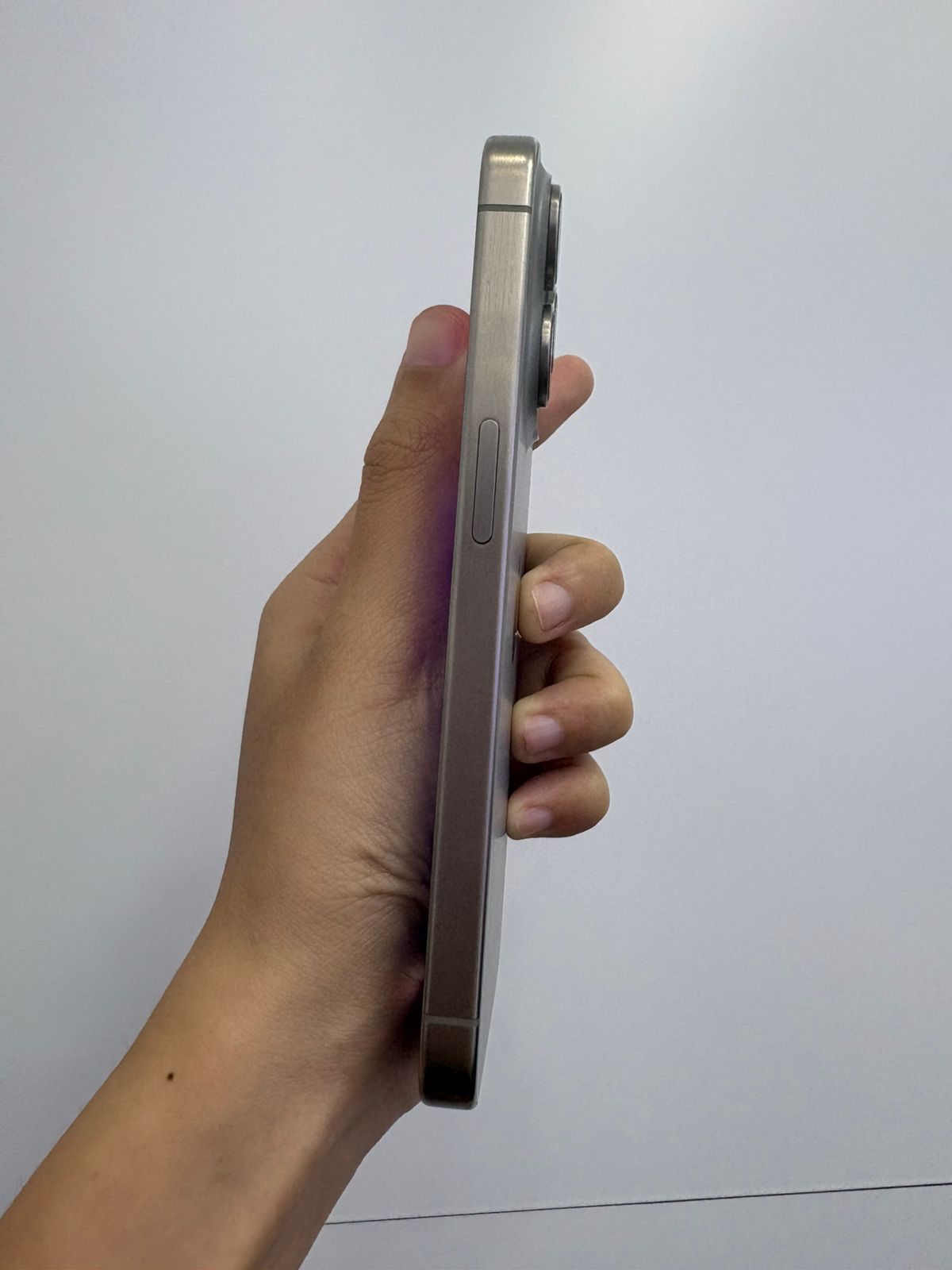 ĐTDĐ Apple iPhone 15 Pro 128GB Natural Titanium_MTUX3VN/A