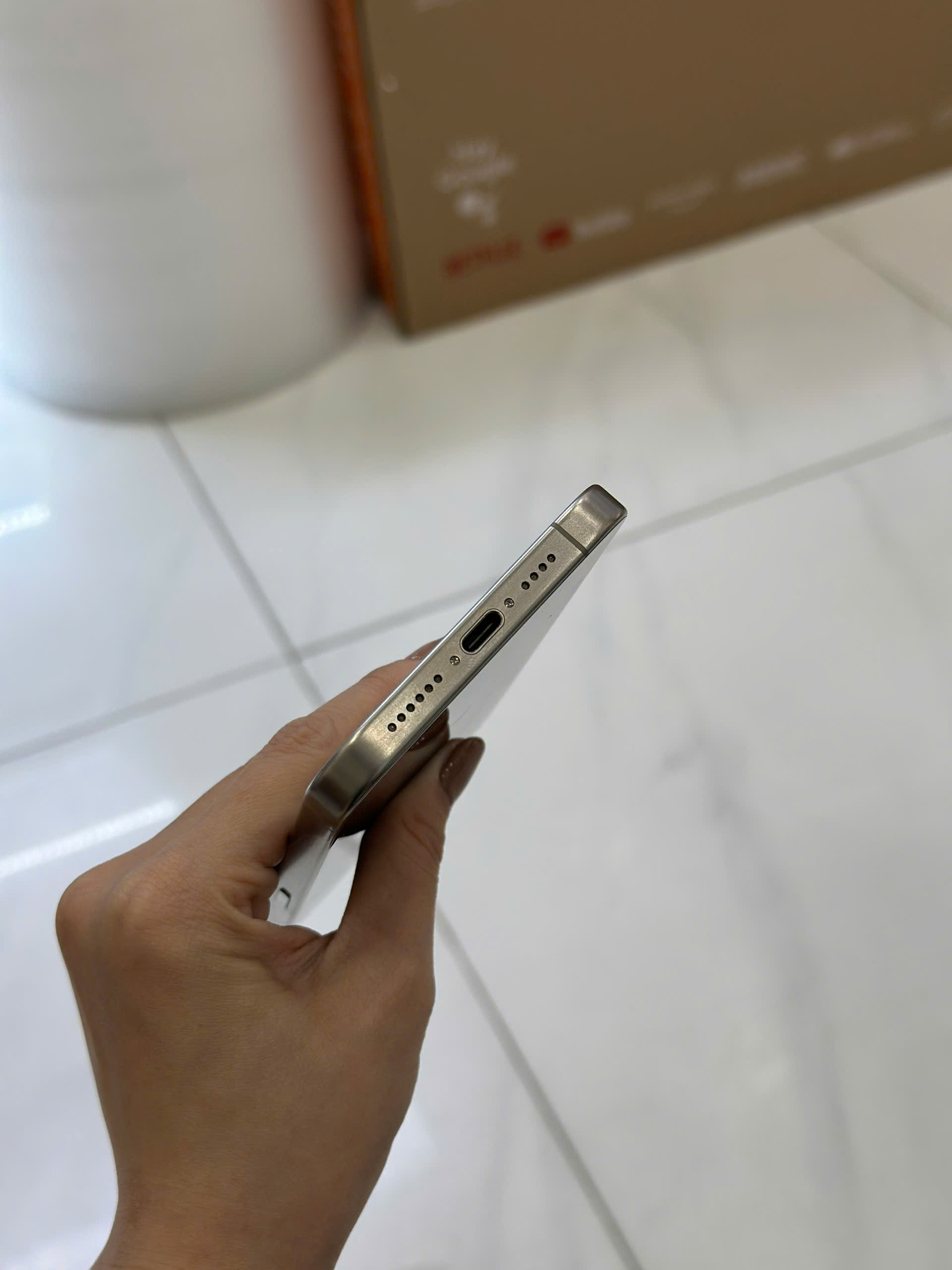 ĐTDĐ Apple iPhone 15 Pro Max 256GB Natural Titanium_MU793VN/A - TBH