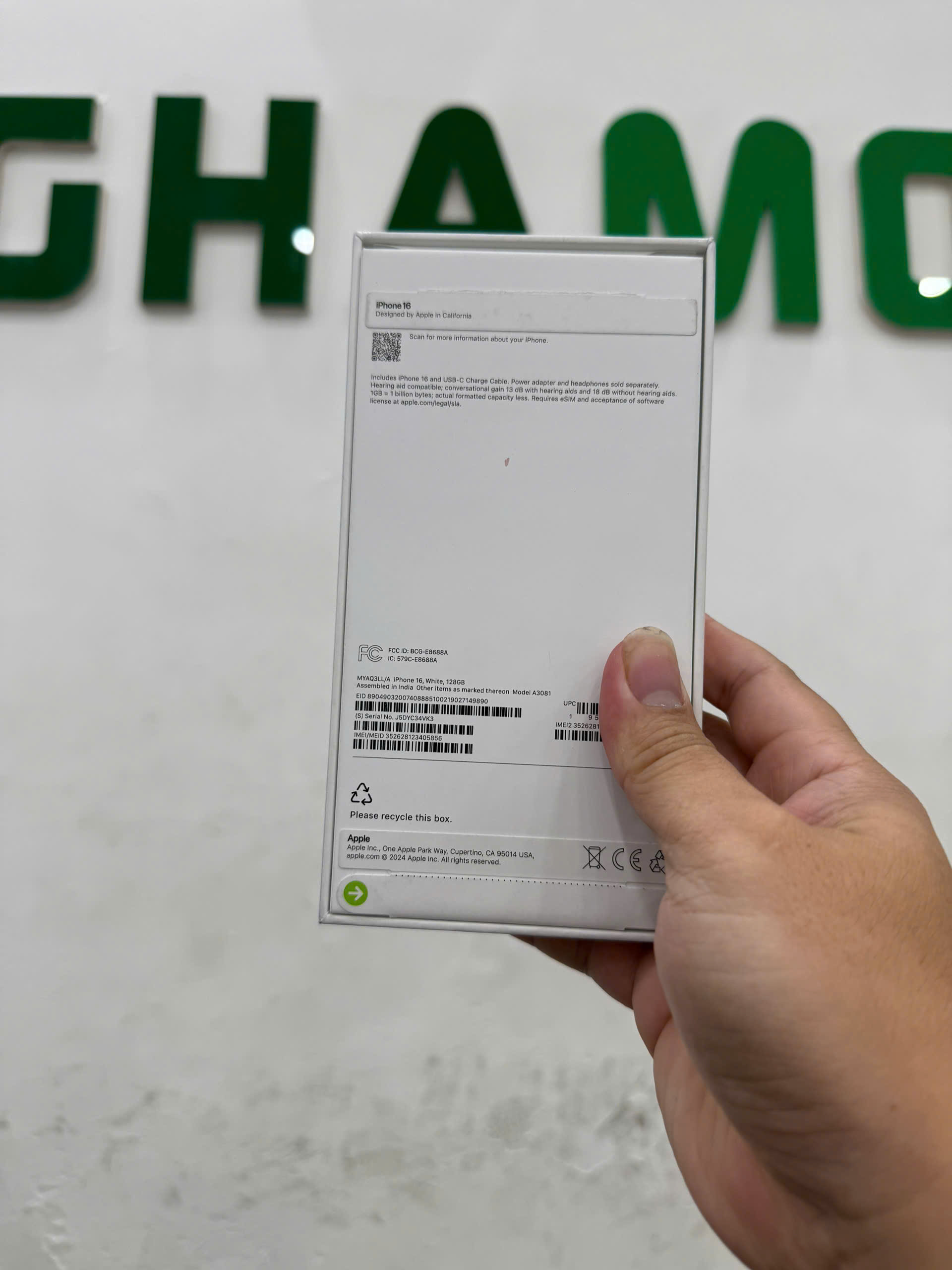 ĐTDĐ Apple iPhone 16 128GB White - Cũ - SJ5DYC34VK3 - IPC16128WT