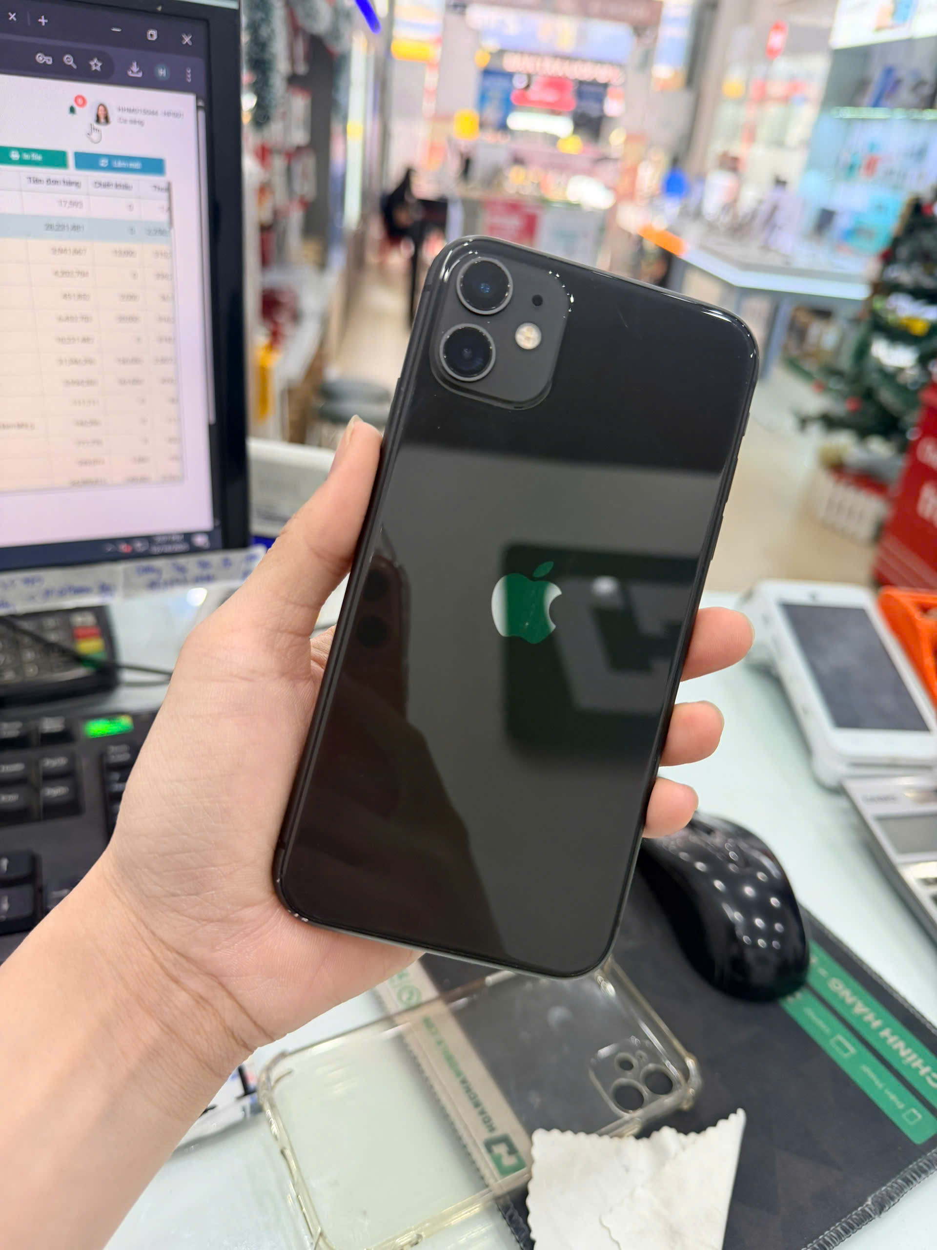 Iphone 11 128GB Cũ - Black