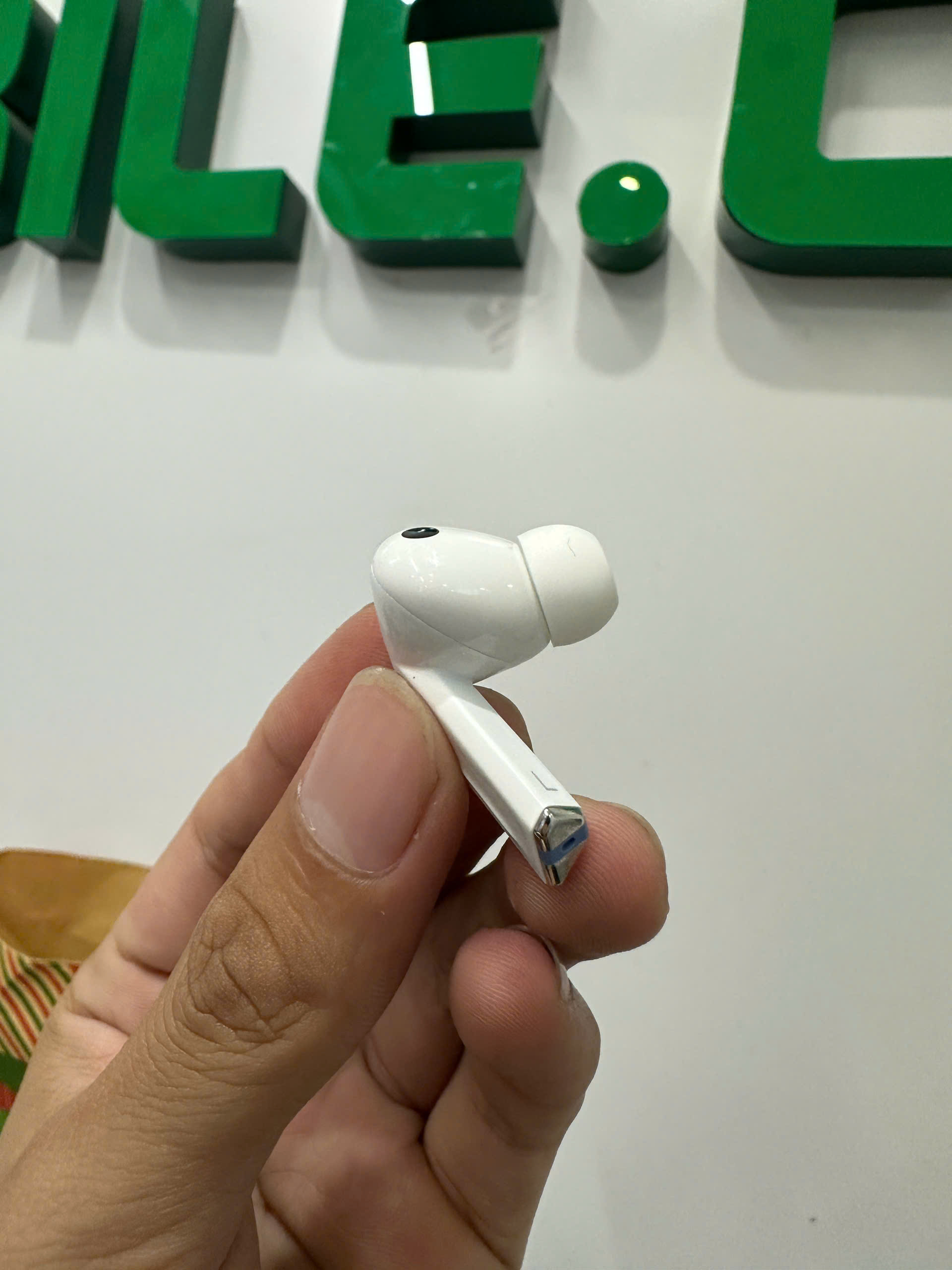 Samsung Galaxy Buds3 Pro, SM-R630, TN