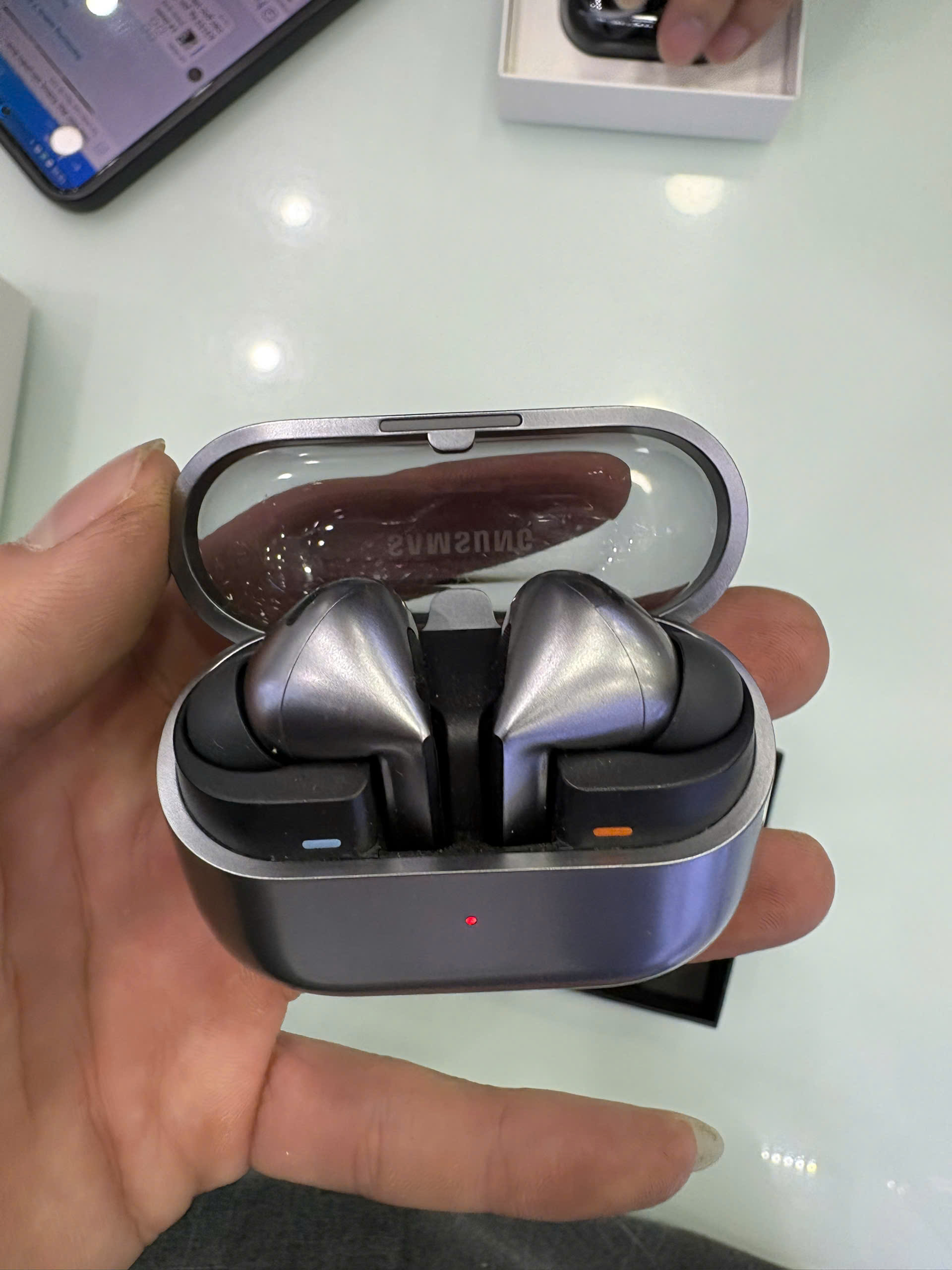 Samsung Galaxy Buds3 Pro TBH