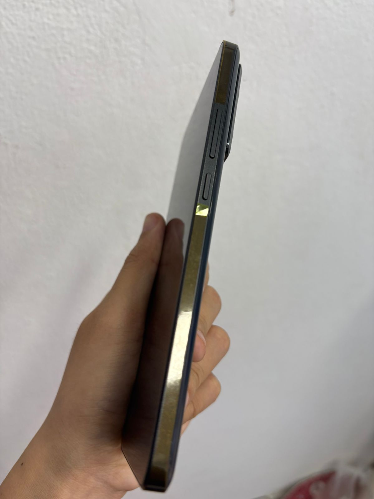 Điện thoại di động Xiaomi 13T Đen (2306EPN60G) 6.67/MTK D8200 Ultra/12G/256G/50MP+50MP+12MP/20MP/5000mAh