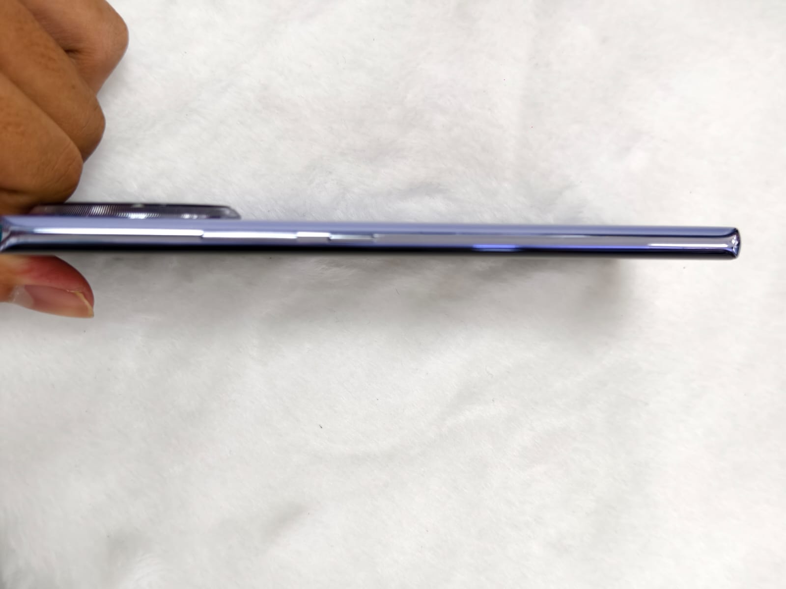 Điện thoại di động TECNO CLA5 (TECNO CAMON 30S) 256+8, màu Tím Thiên Vân