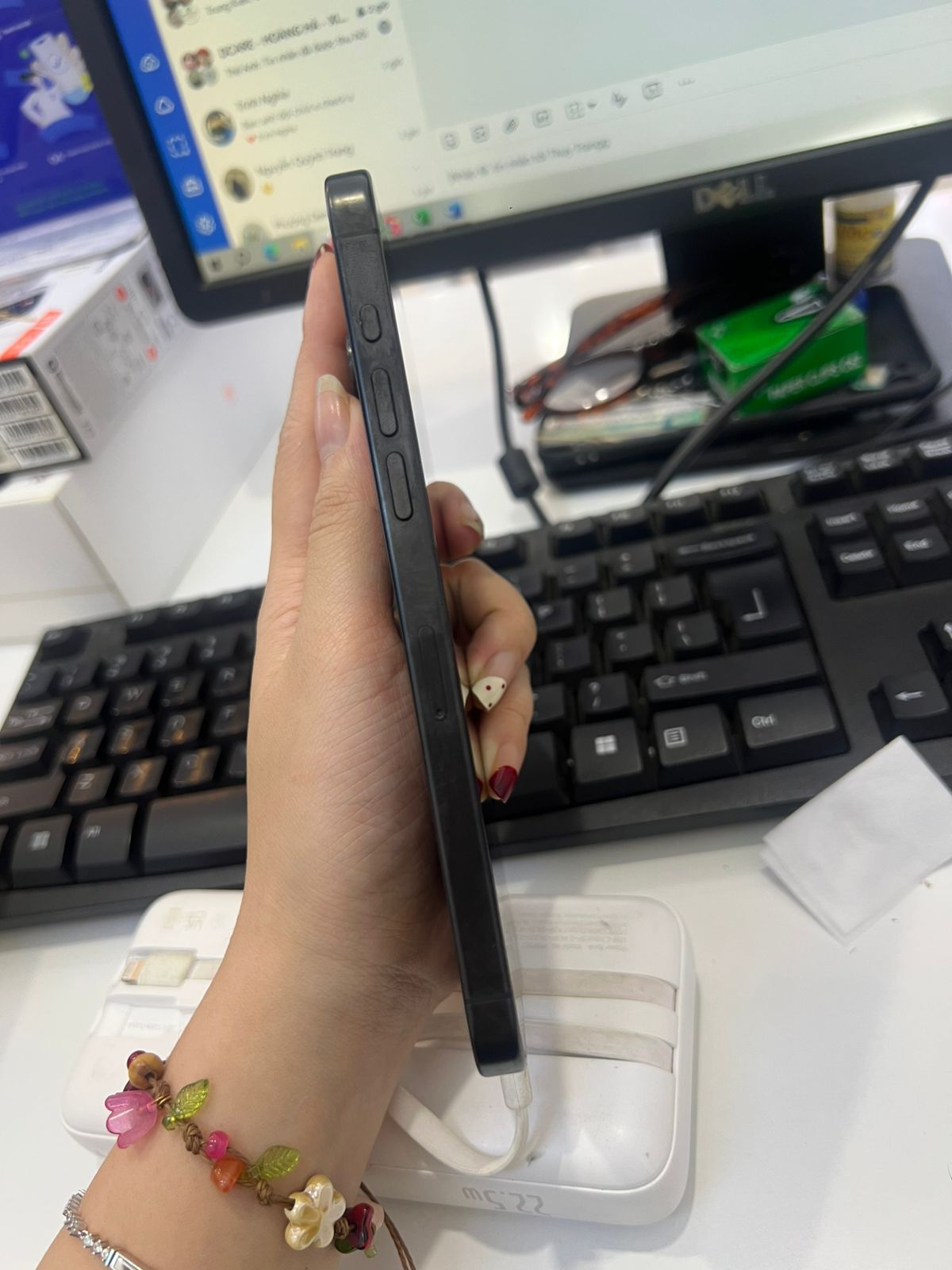 ĐTDĐ Apple iPhone 15 Pro Max 256GB - Cũ - FWWFV02QKM - 123 Vạn Phúc