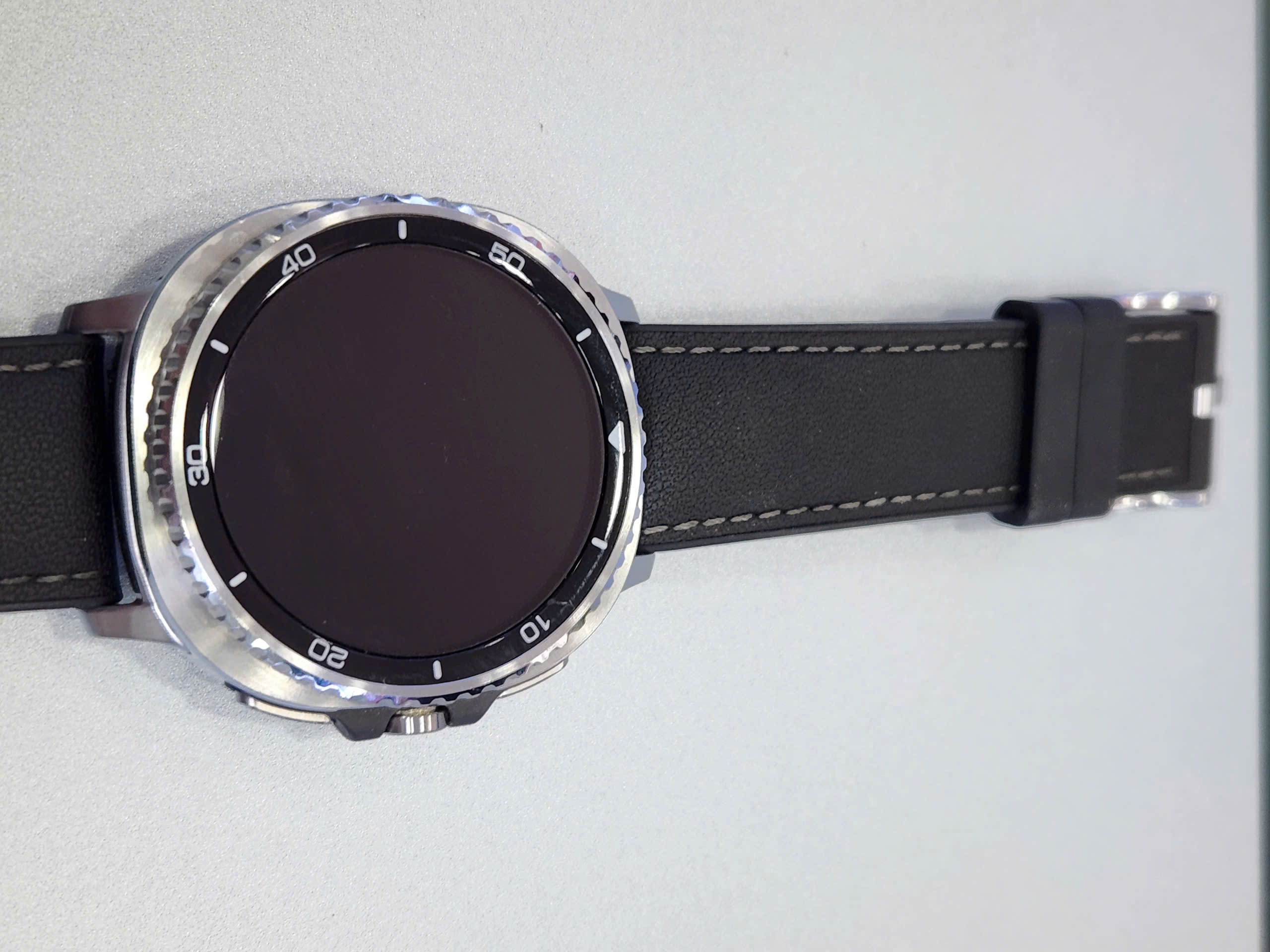 Samsung Watch8 Classic 46mm BT (L500) TBH