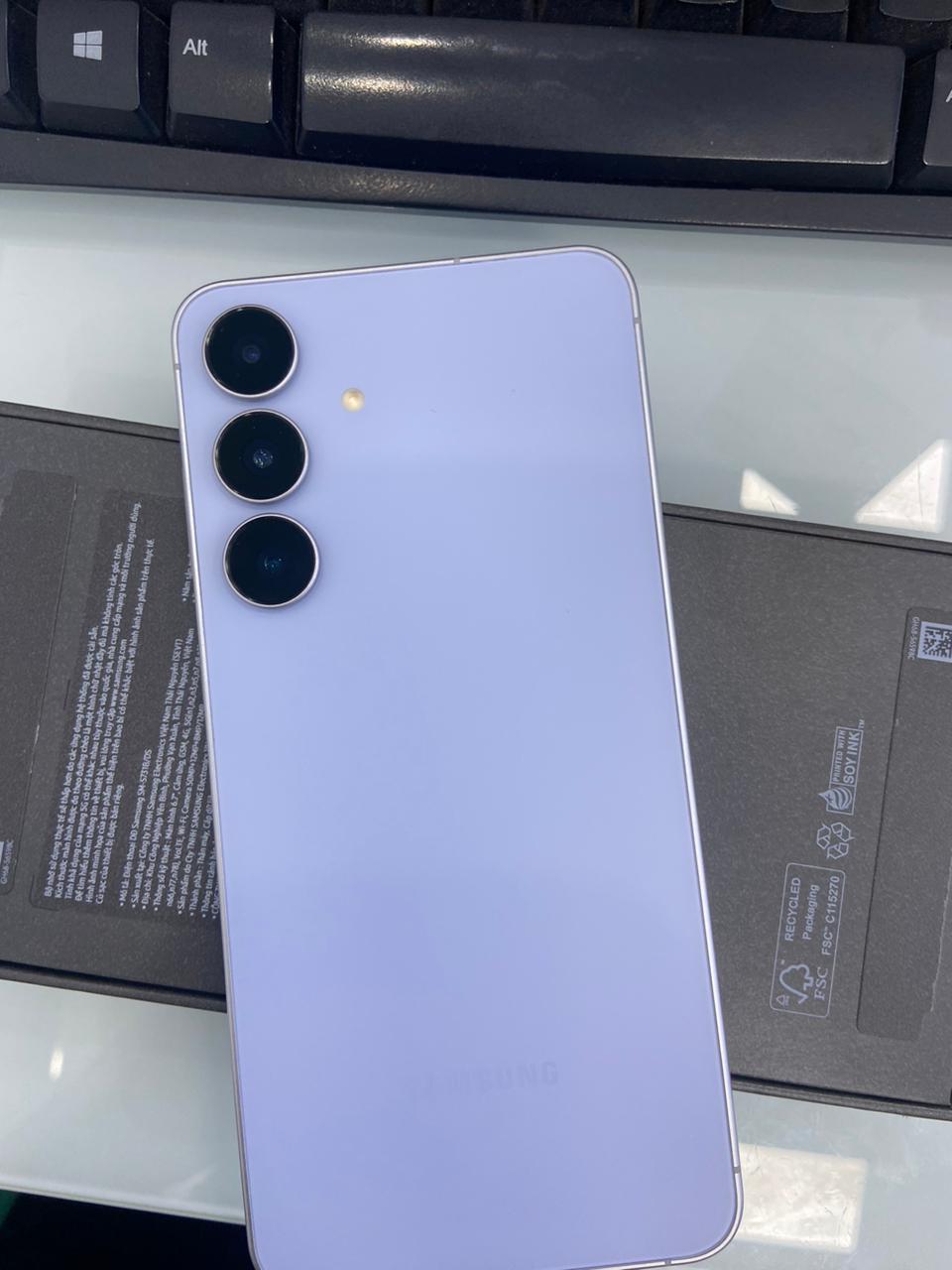 ĐTDĐ Samsung S25 FE, SM-S731B/DS,8+128, Xanh Blue - 350833930508999 - S731BLBBXXV