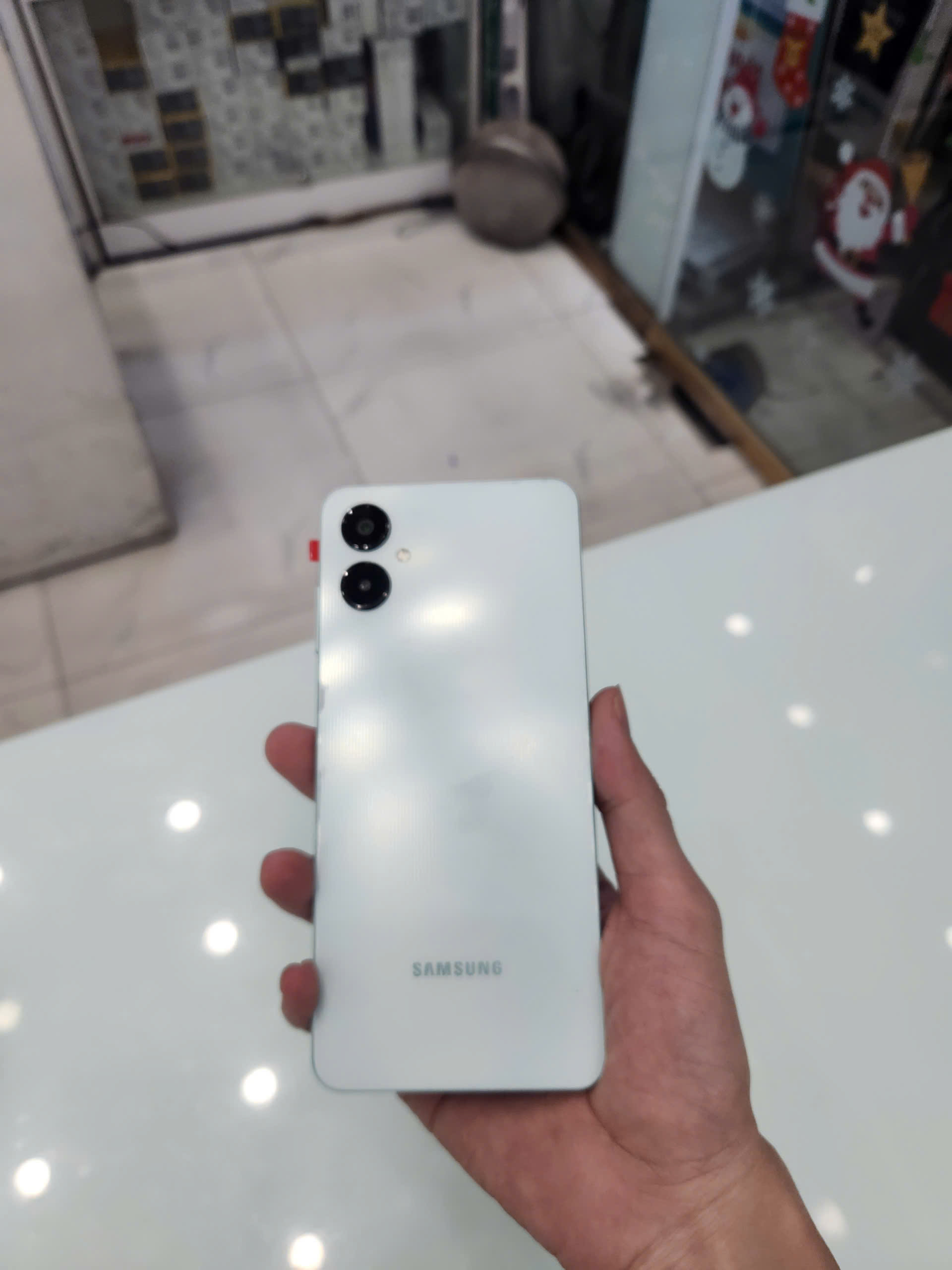 Samsung Galaxy A06 5G - 4GB/128GB TBH