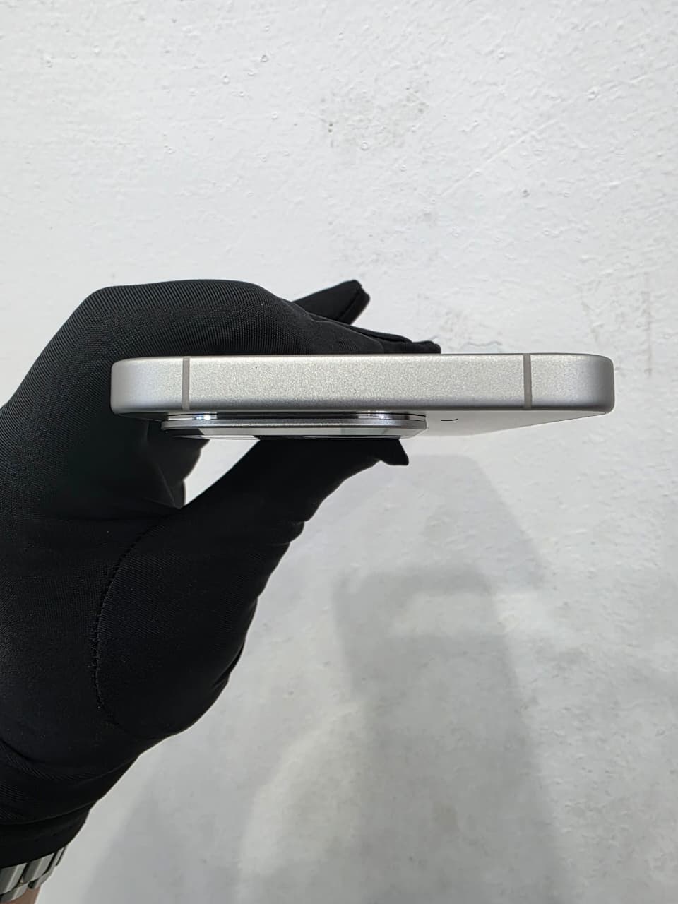 ĐIỆN THOẠI DI ĐỘNG (TEL) XIAOMI 15T PRO - Màu Vàng