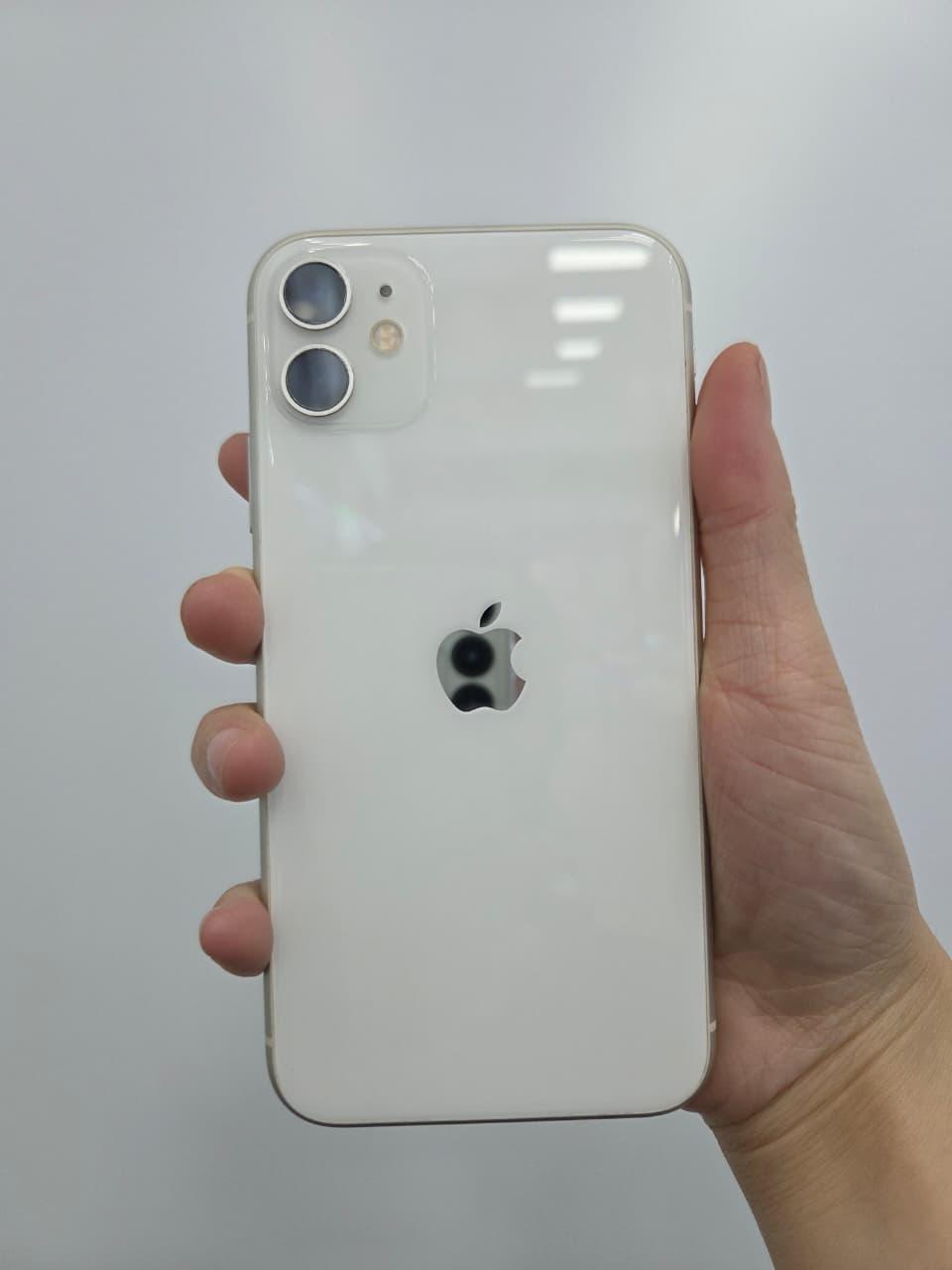 phone 11 64GB Cũ - White