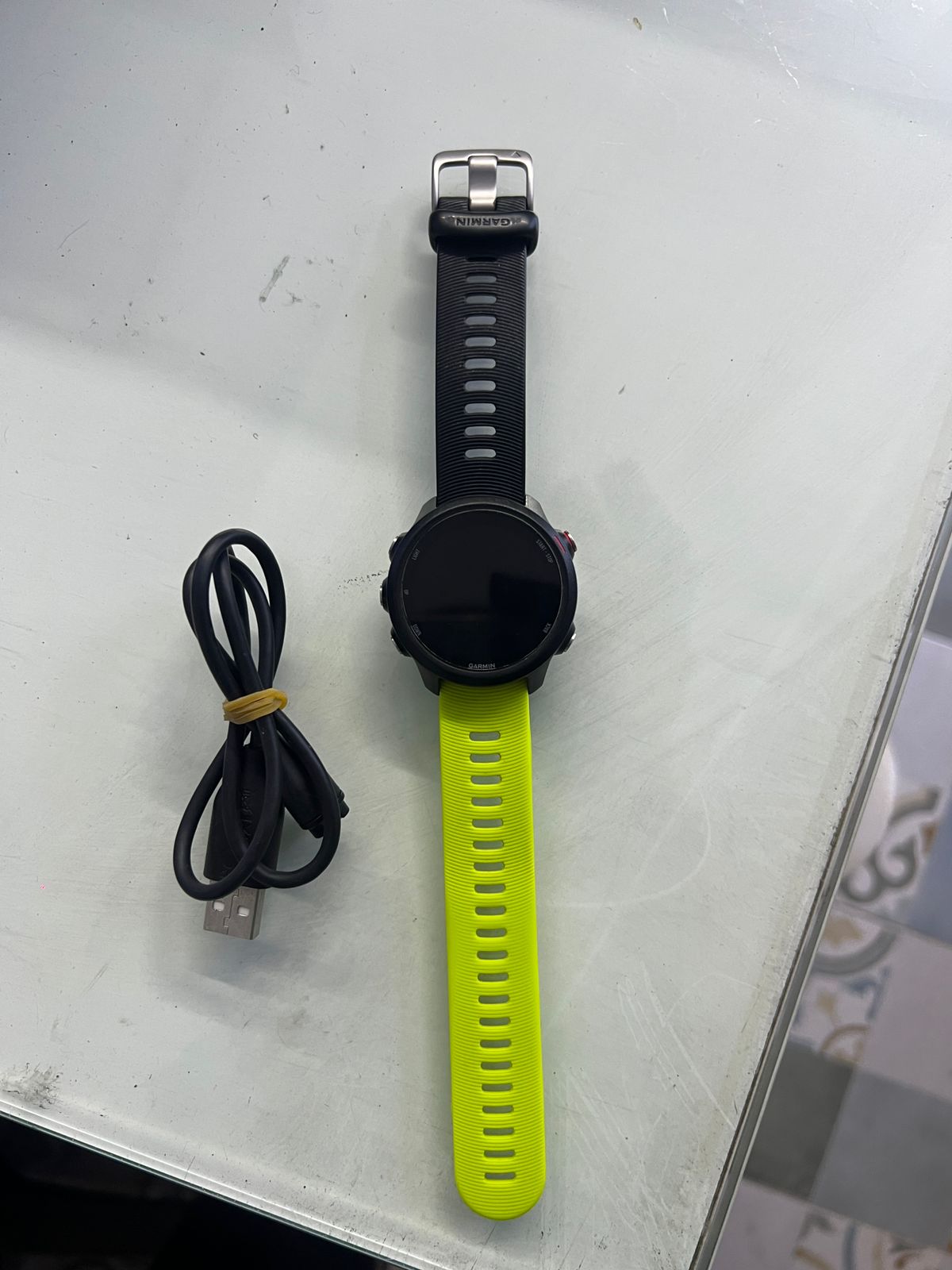 Đồng hồ thông minh Garmin Forerunner 245 Music, Black Red - FPT