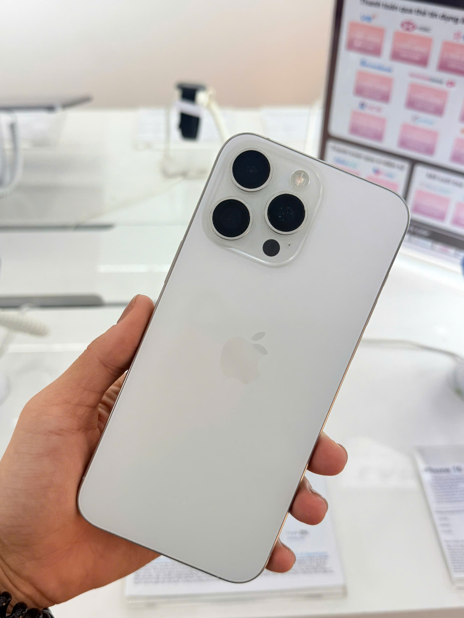 ĐTDĐ Apple iPhone 15 Pro Max 256GB- VN/A