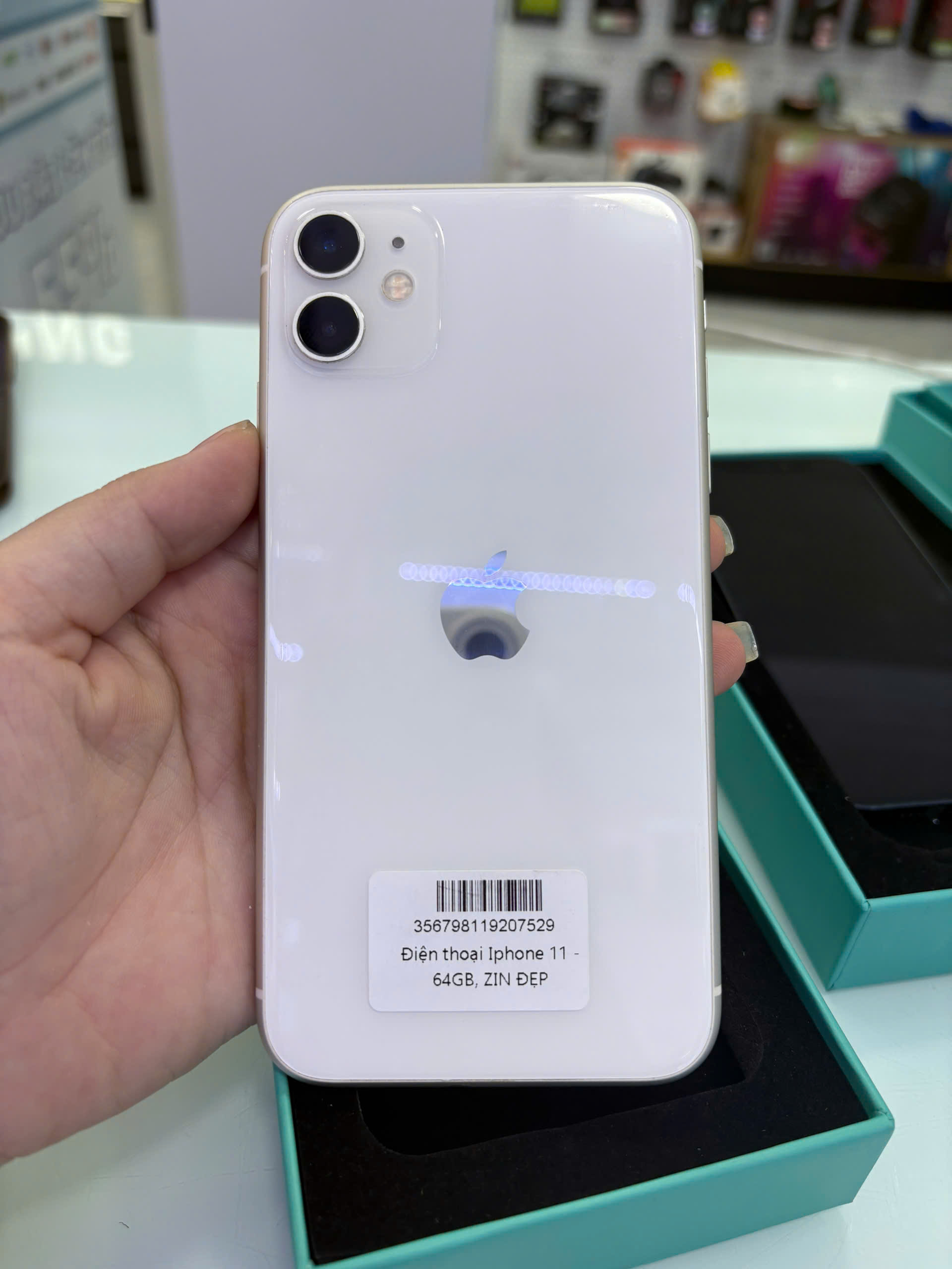 Iphone 11 64GB Cũ - White - 356798119207529 - IC1164W- TBH