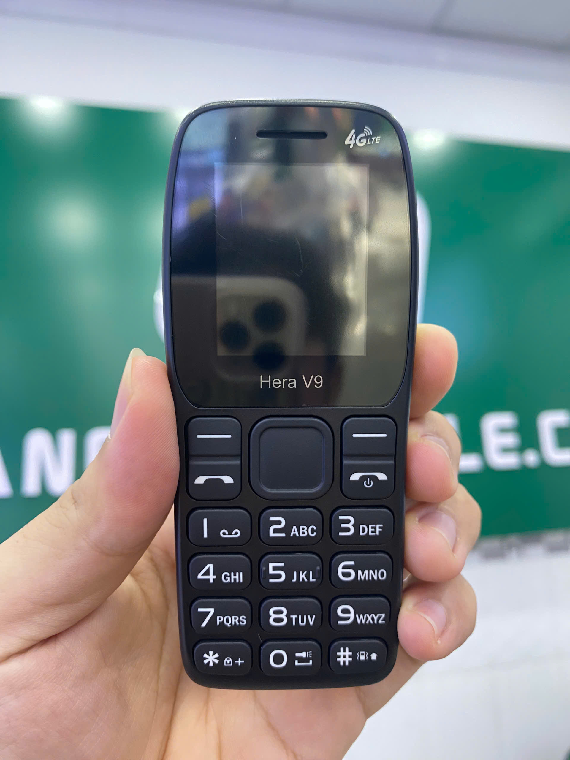 Điện thoại Xphone model Hera V9 màu Đen (Black) - 352823210463617 - XHERAV9DN