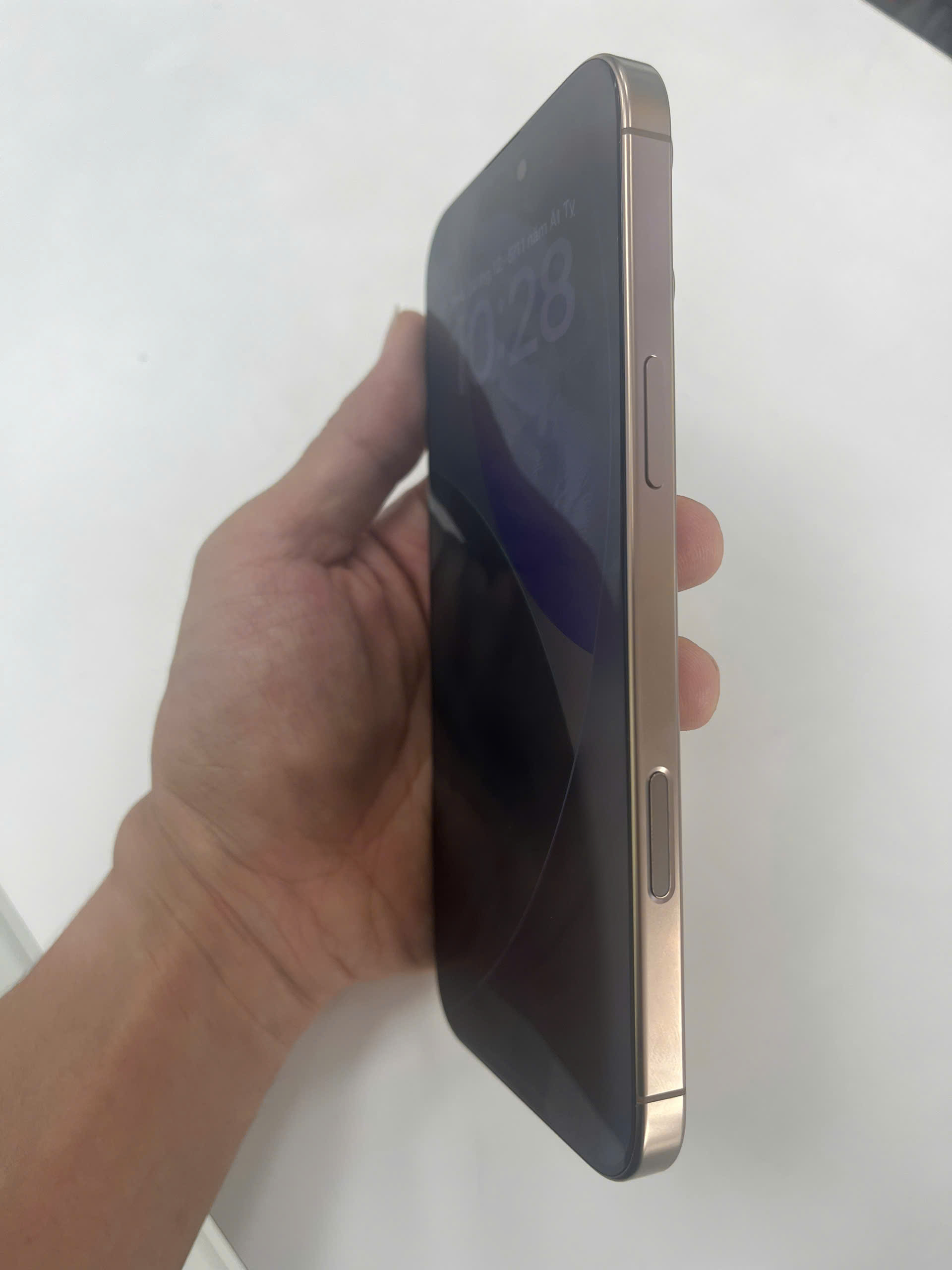 ĐTDĐ Apple iPhone 16 Pro Max Desert 256GB máy Demo