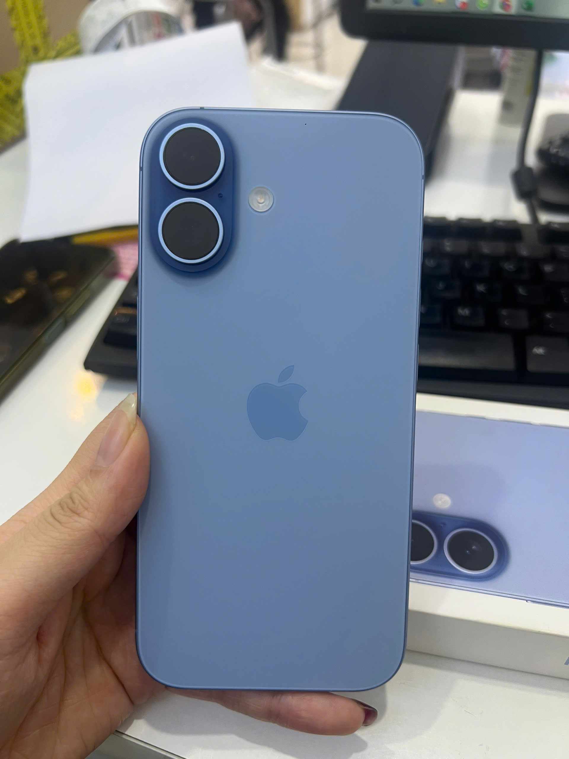 ĐTDĐ Apple iPhone 17 256GB Mist Blue_MG6L4ZP/A - SDJMV341G6X - MG6L4ZP