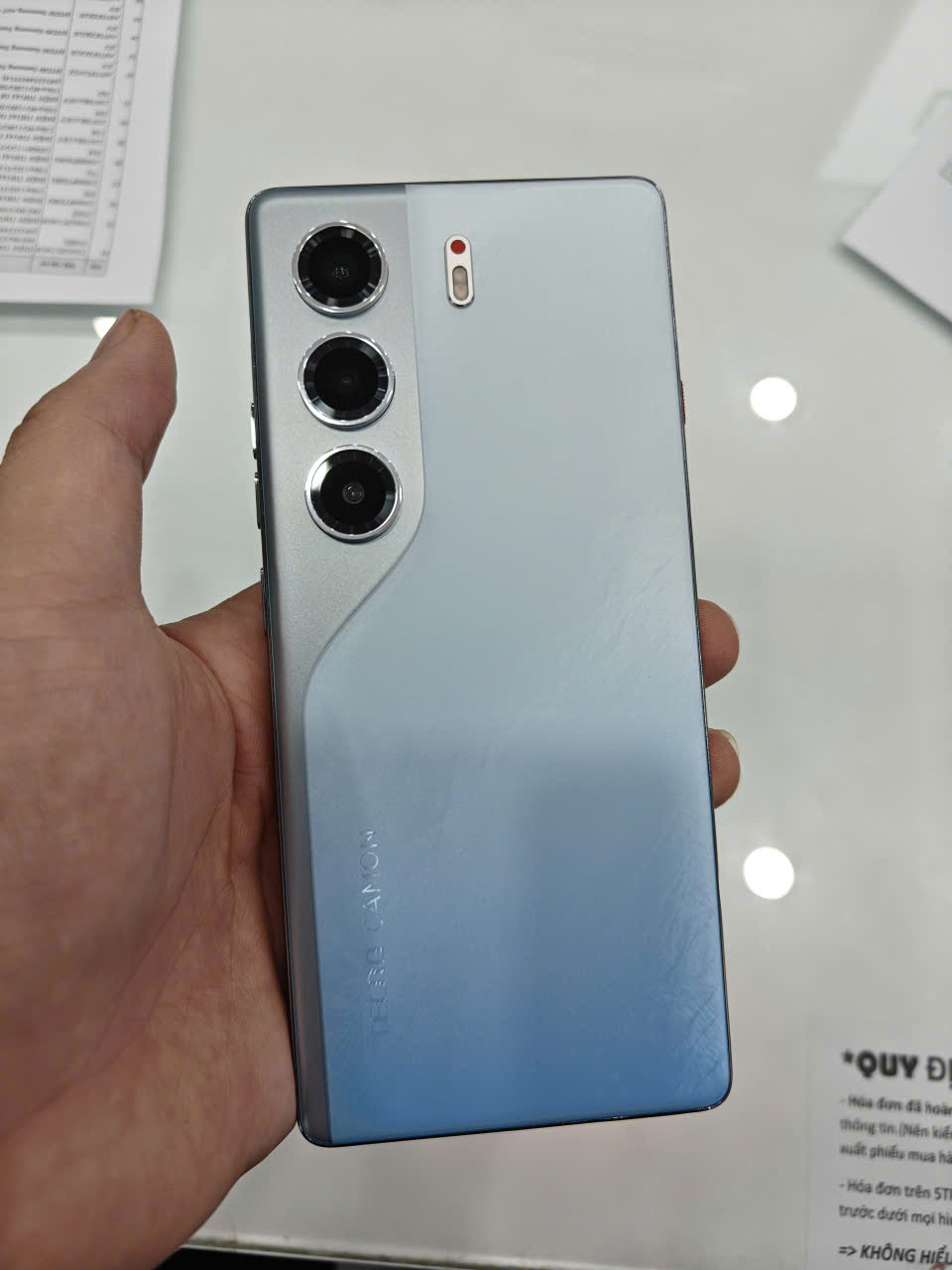 Điện thoại di động Tecno CM5 (Tecno Camon 40) 128+8, màu Trắng Băng Sơn