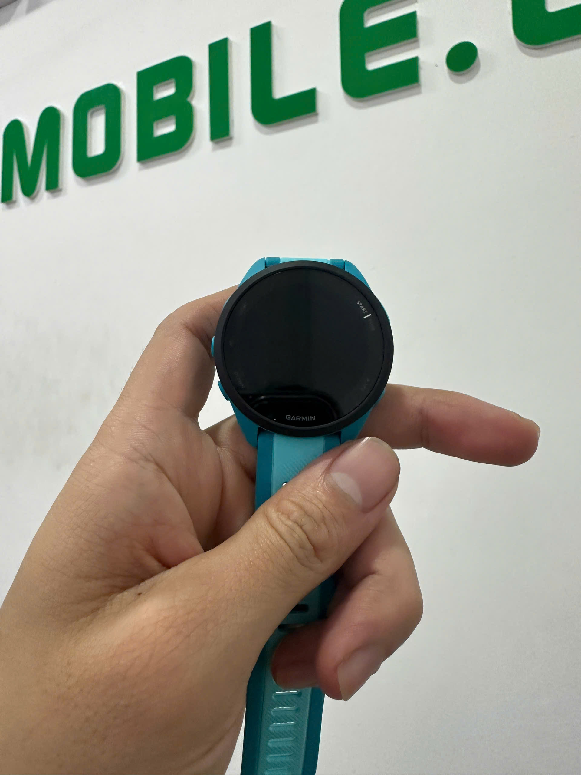 Đồng hồ Garmin Forerunner 165 Music