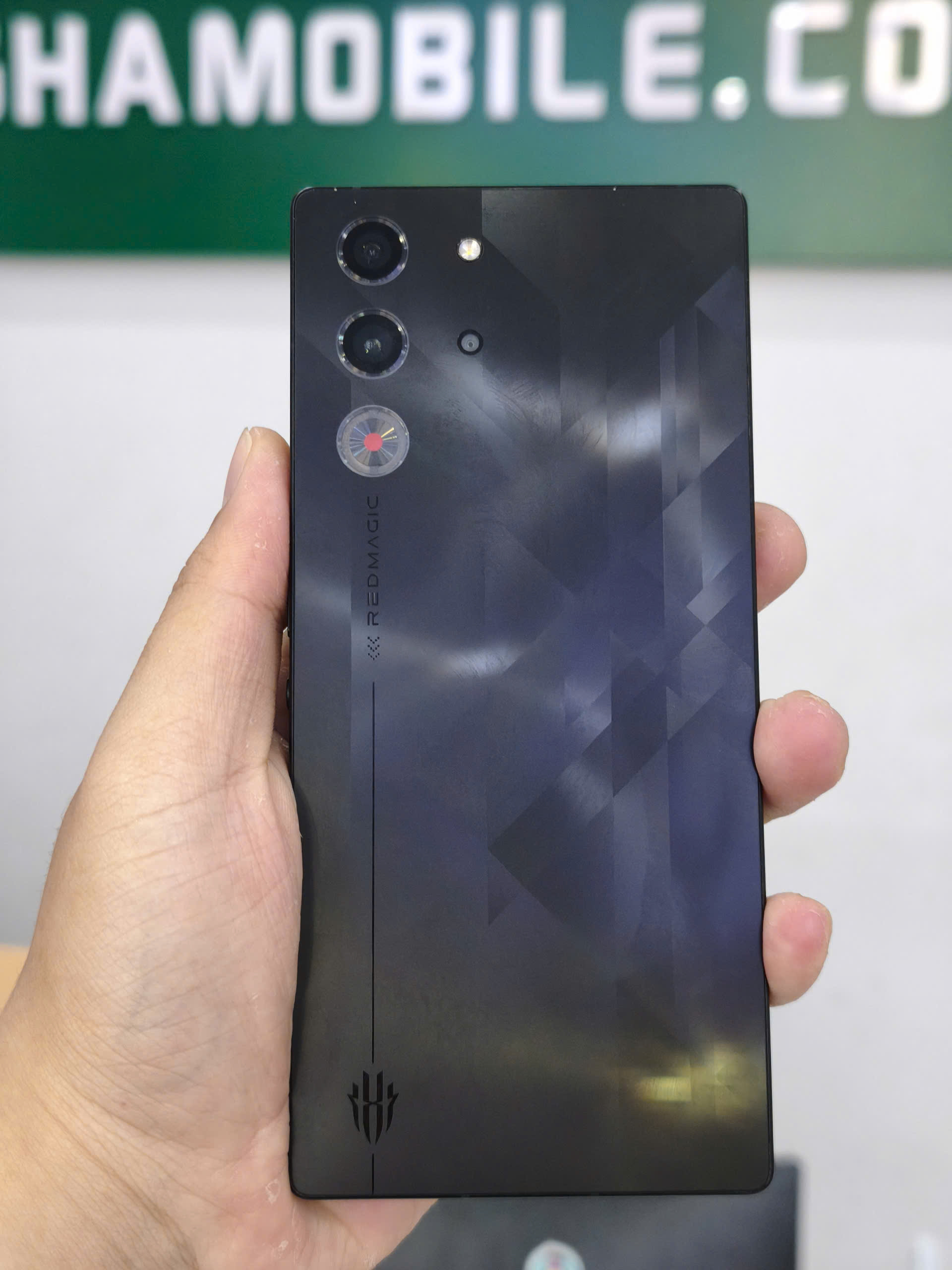 Điện thoại Gaming REDMAGIC 10 PRO 12GB/256GB Bản Quốc Tế - Đen Bóng Đêm (Shadow) - NX789J12S - 865095071421766 - NX789JS