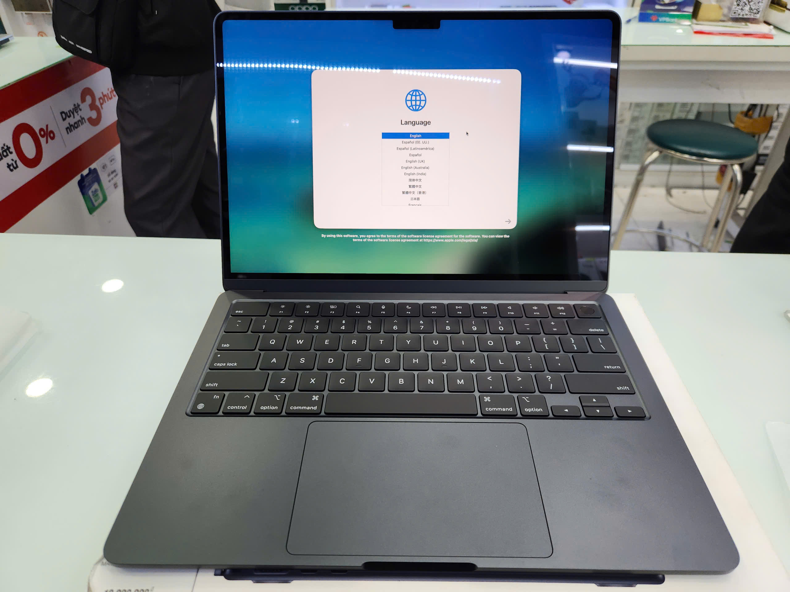 MacBook Air M2 13.6" 16GB/256GB TBH