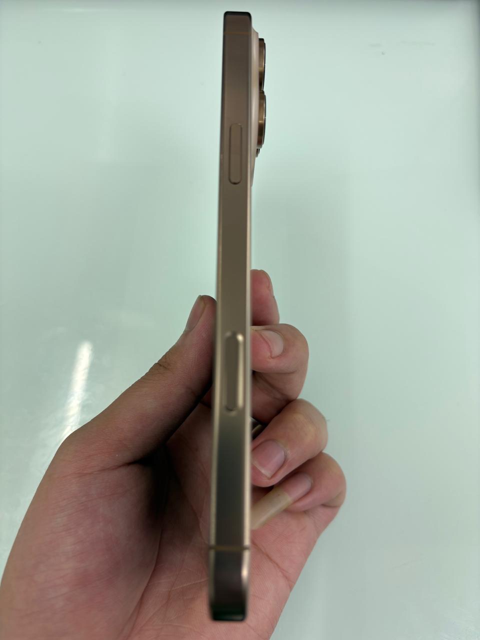 ĐTDĐ Apple iPhone 16 Pro Max Desert 256GB
