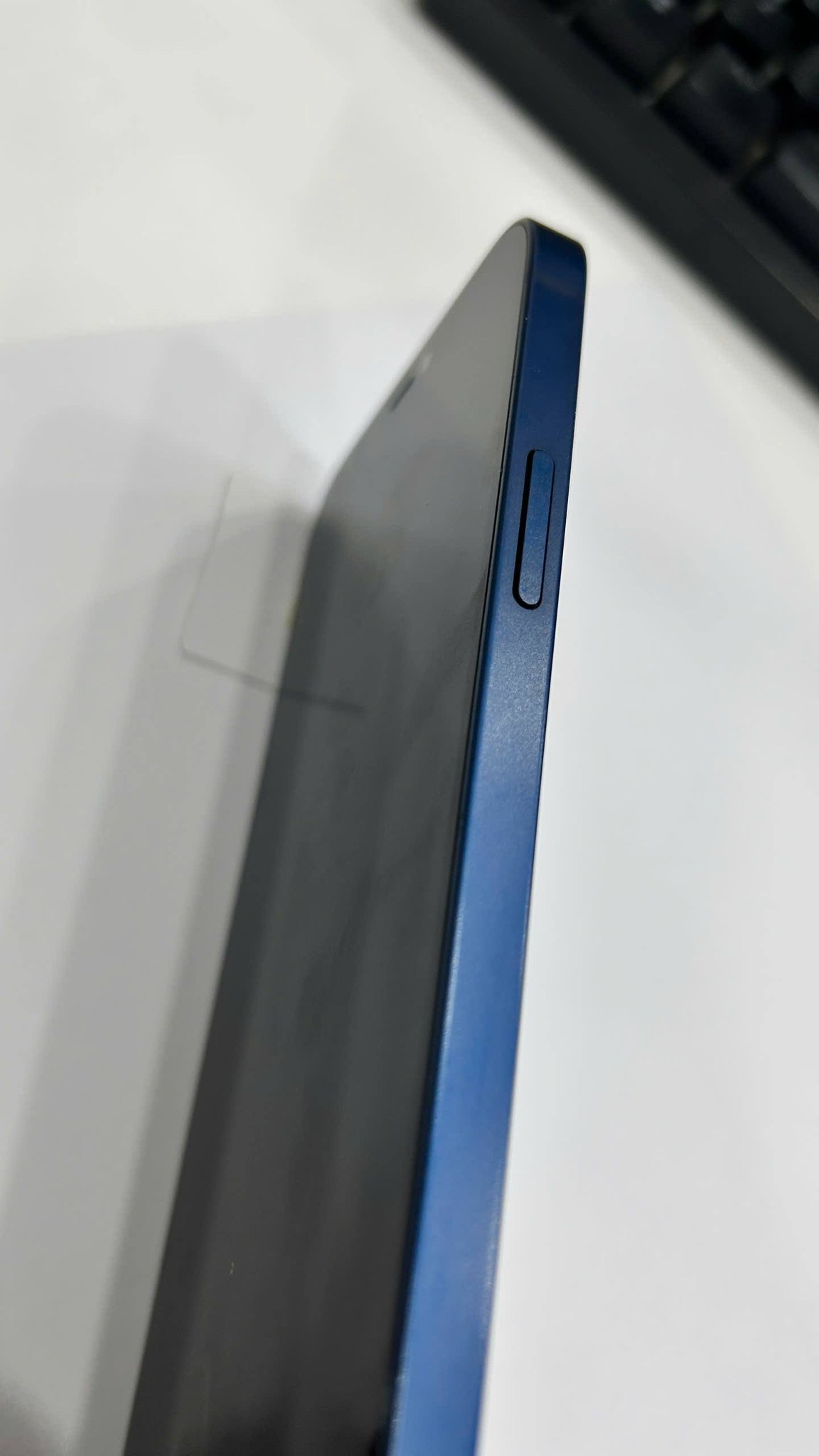 ĐTDĐ Apple iPhone 12 128GB Blue - cũ 