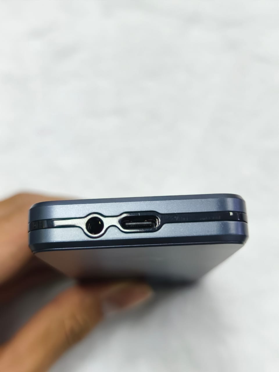 Điện thoại Itel it9211 - 4G TBH