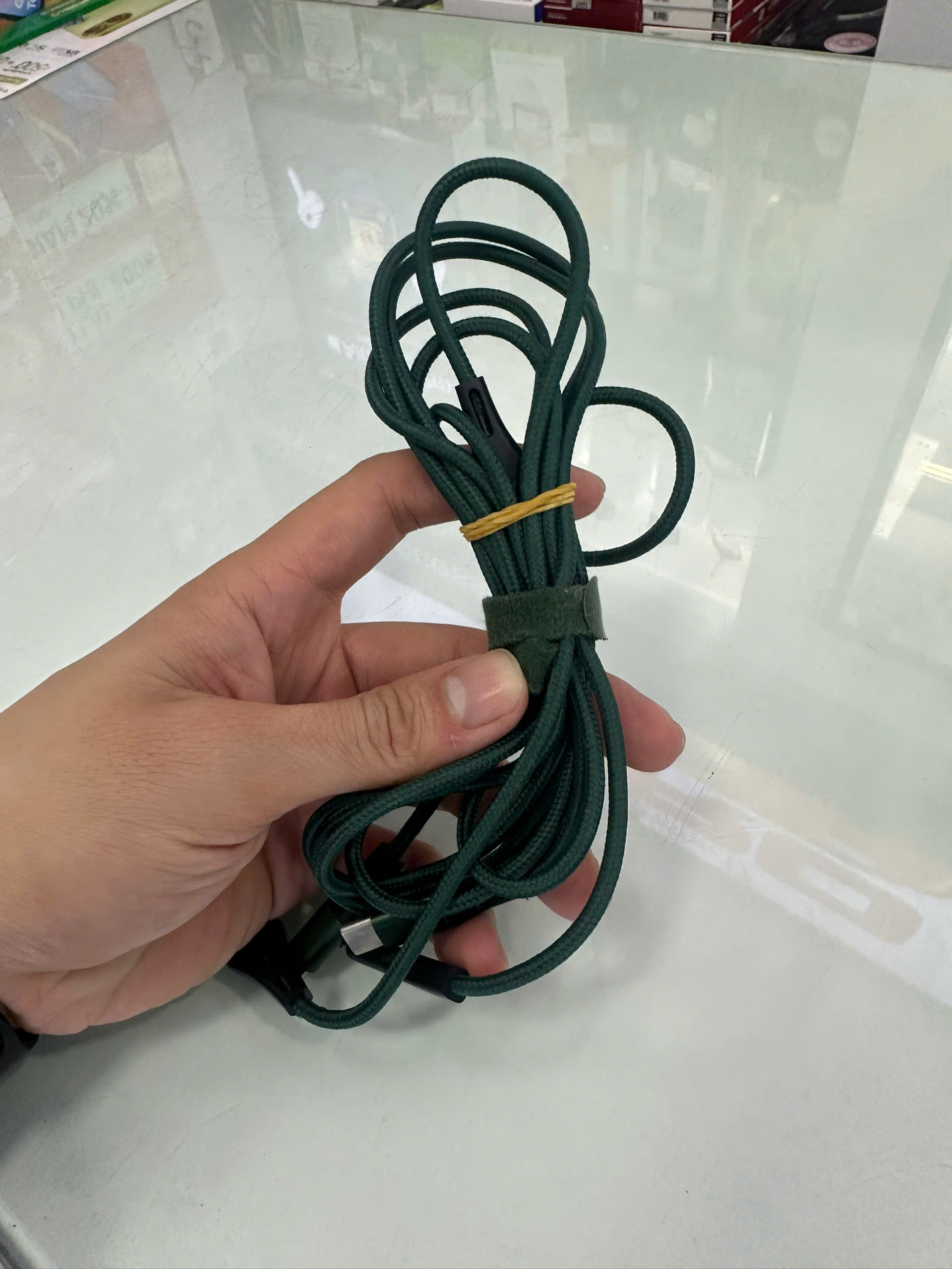 Cáp Pisen 3 trong 1 (Lightning/Type-C/Micro USB) 2.4A bọc dù 1.5m TBH