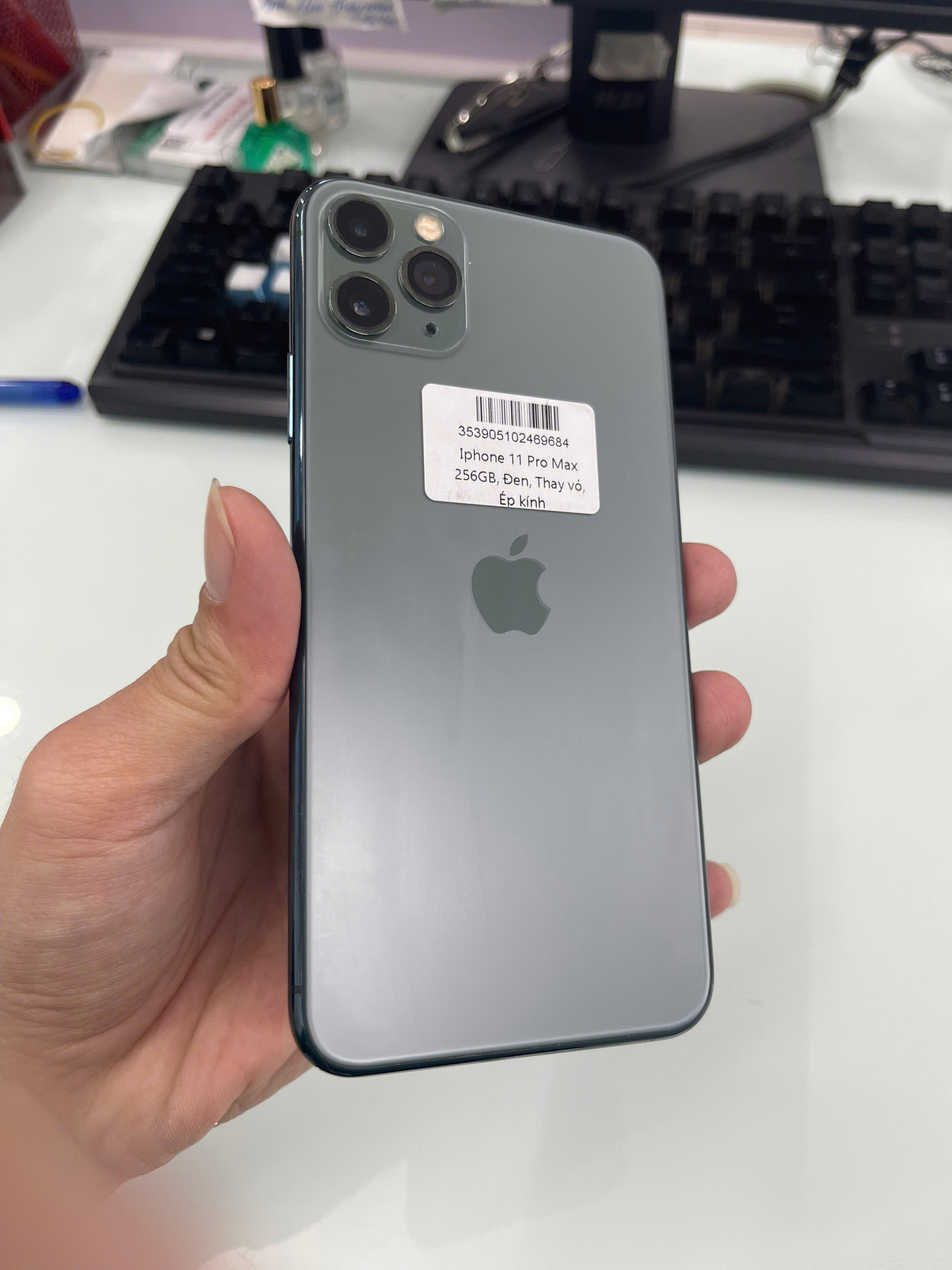 Iphone 11 Pro Max 256GB LL/A - Midnight Green - 353905102469684 - IC11M256N