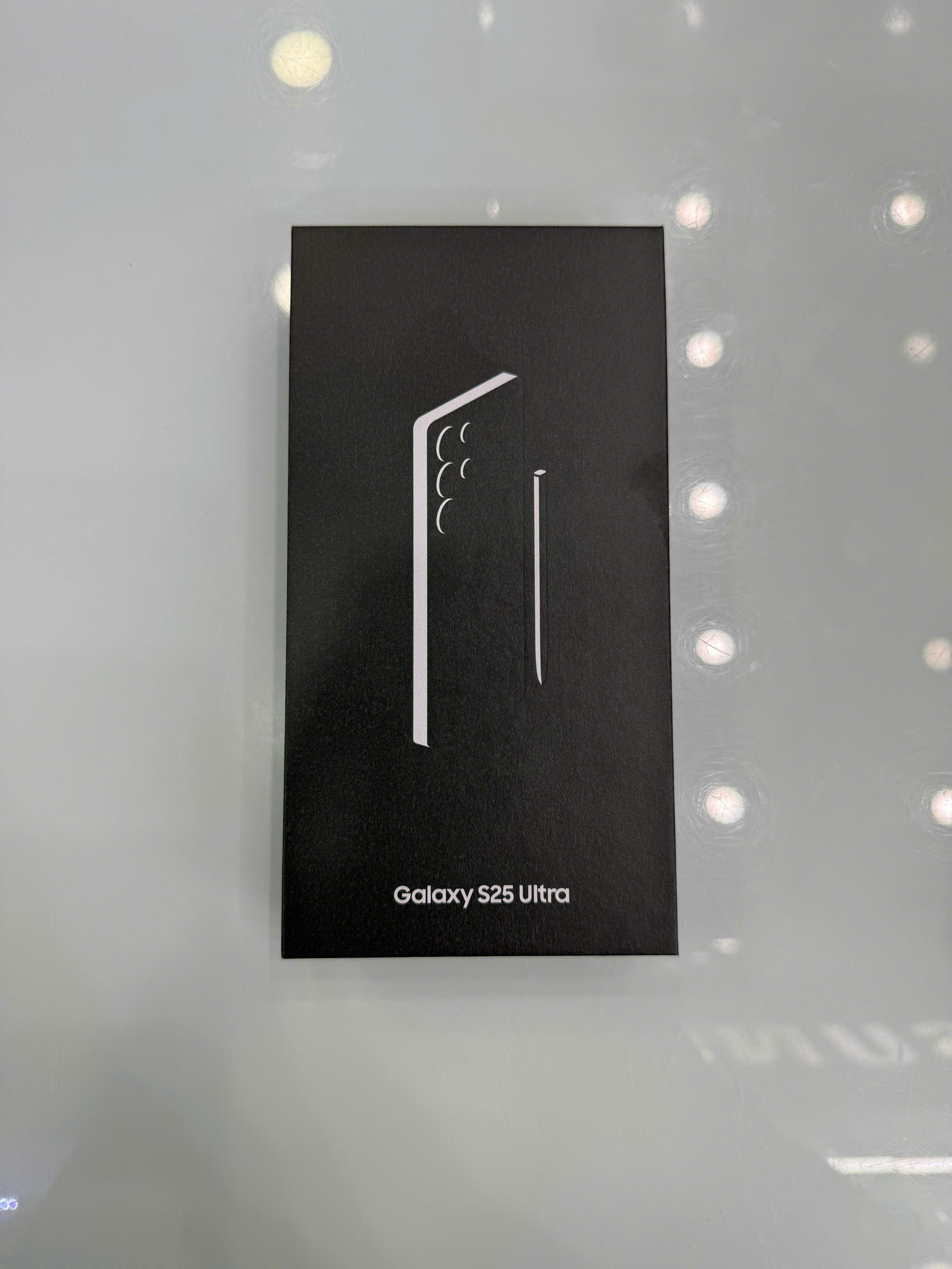 Samsung Galaxy S25 Ultra - 12GB/256GB TBH