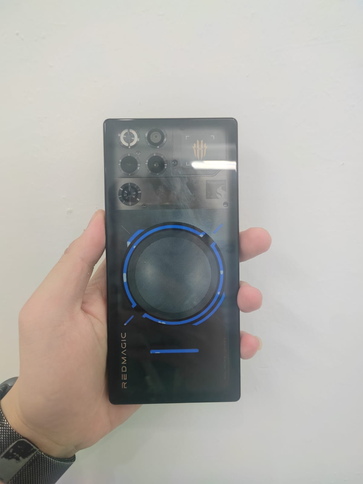 Điện thoại Gaming REDMAGIC 11 PRO 16GB/512GB - Nightfreeze ( Đen Kính Trong )