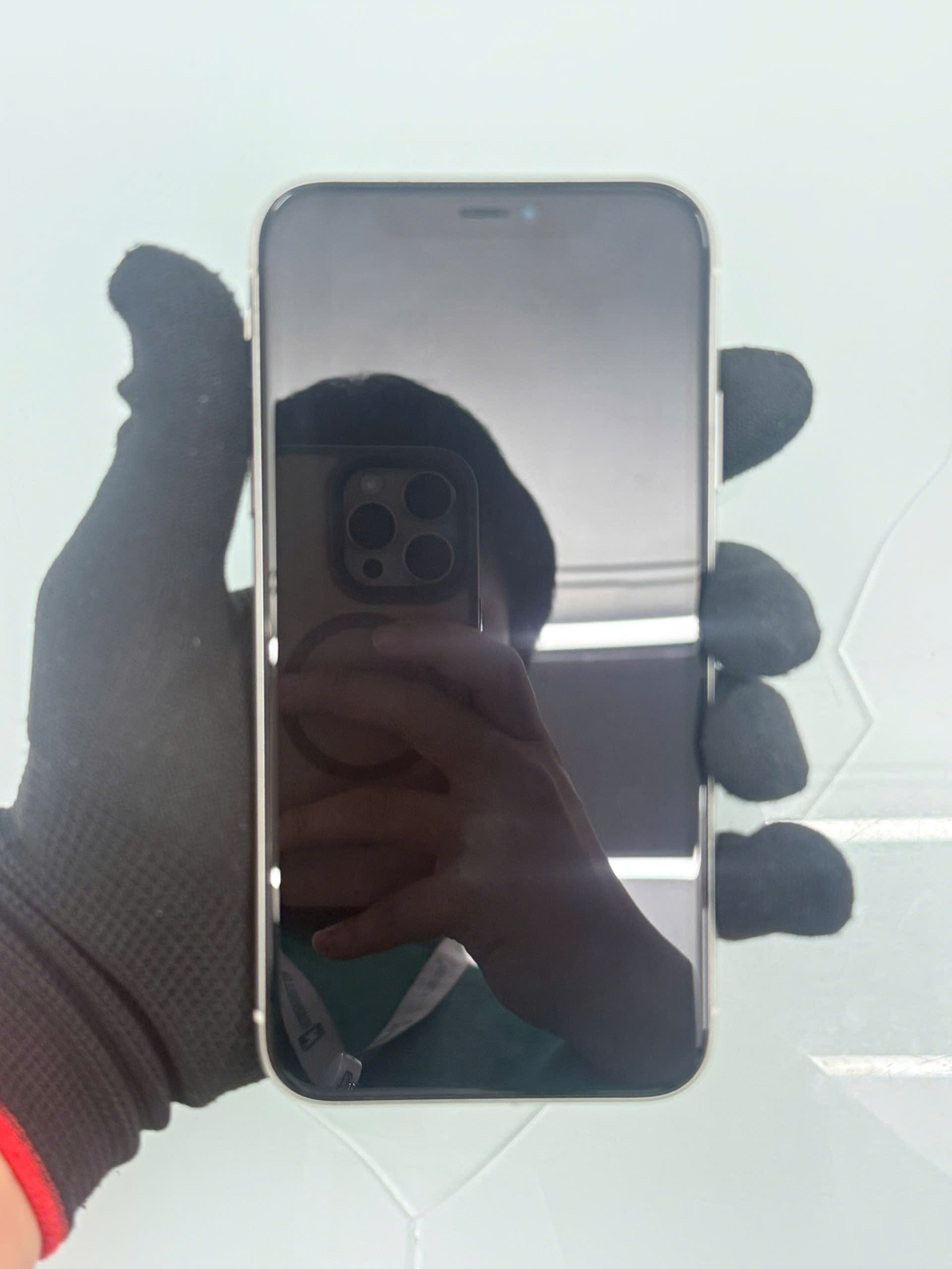 Iphone 11 64GB Cũ - White - 356855112074429 - IC1164W