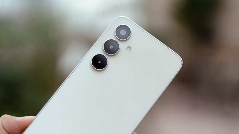 Hệ thống camera 50MP phân khúc phổ thông.