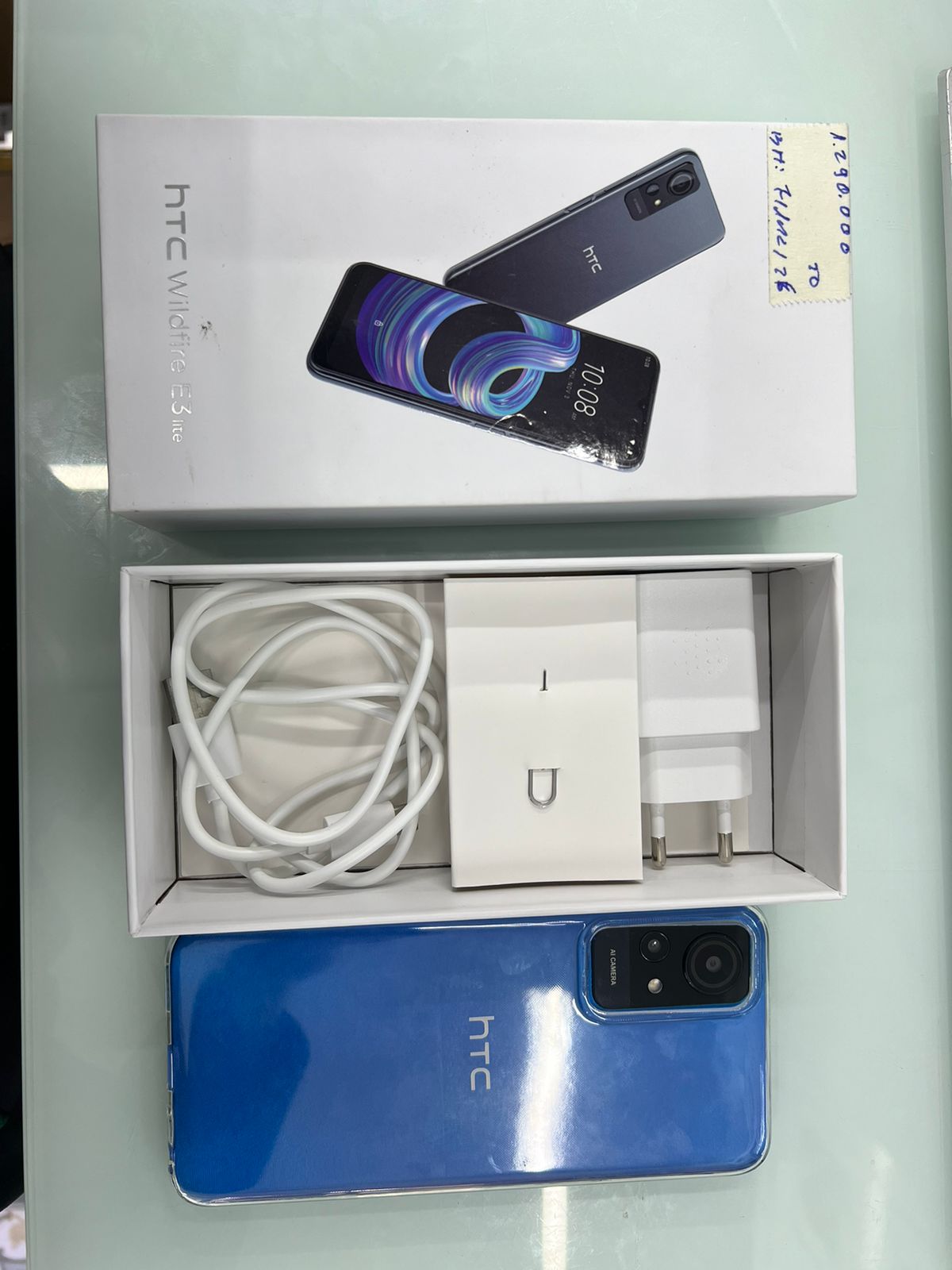 Điện thoại di động HTC Wildfire E3 lite (4GB/64GB) - Xanh (Blue)