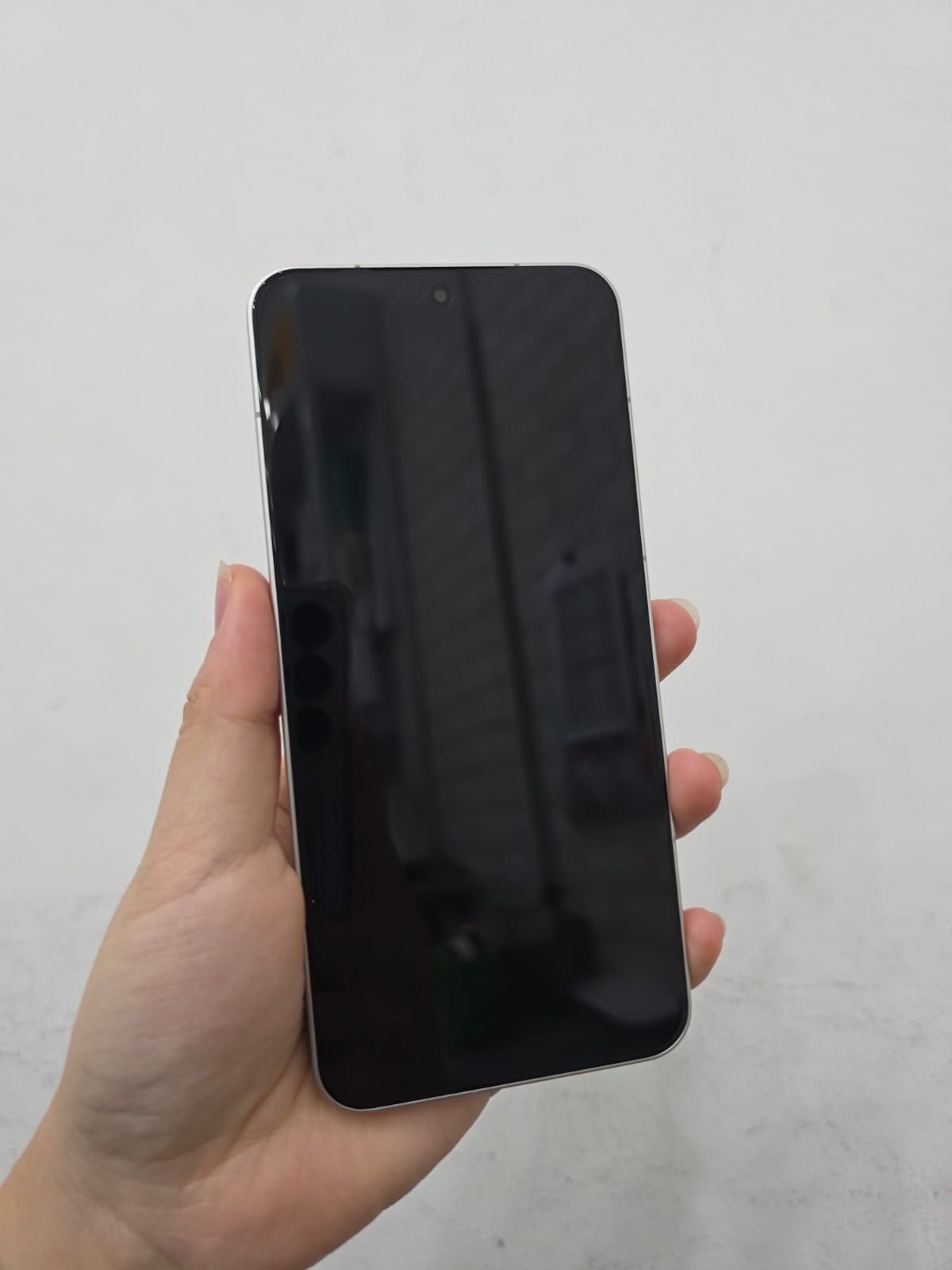 ĐIỆN THOẠI DI ĐỘNG (TEL) XIAOMI 15 6.36/SNAP 8 ELITE/12G/256G/50+50+50MP/32MP/5240mAh (24129PN74G)/TRẮNG (6932554433826)