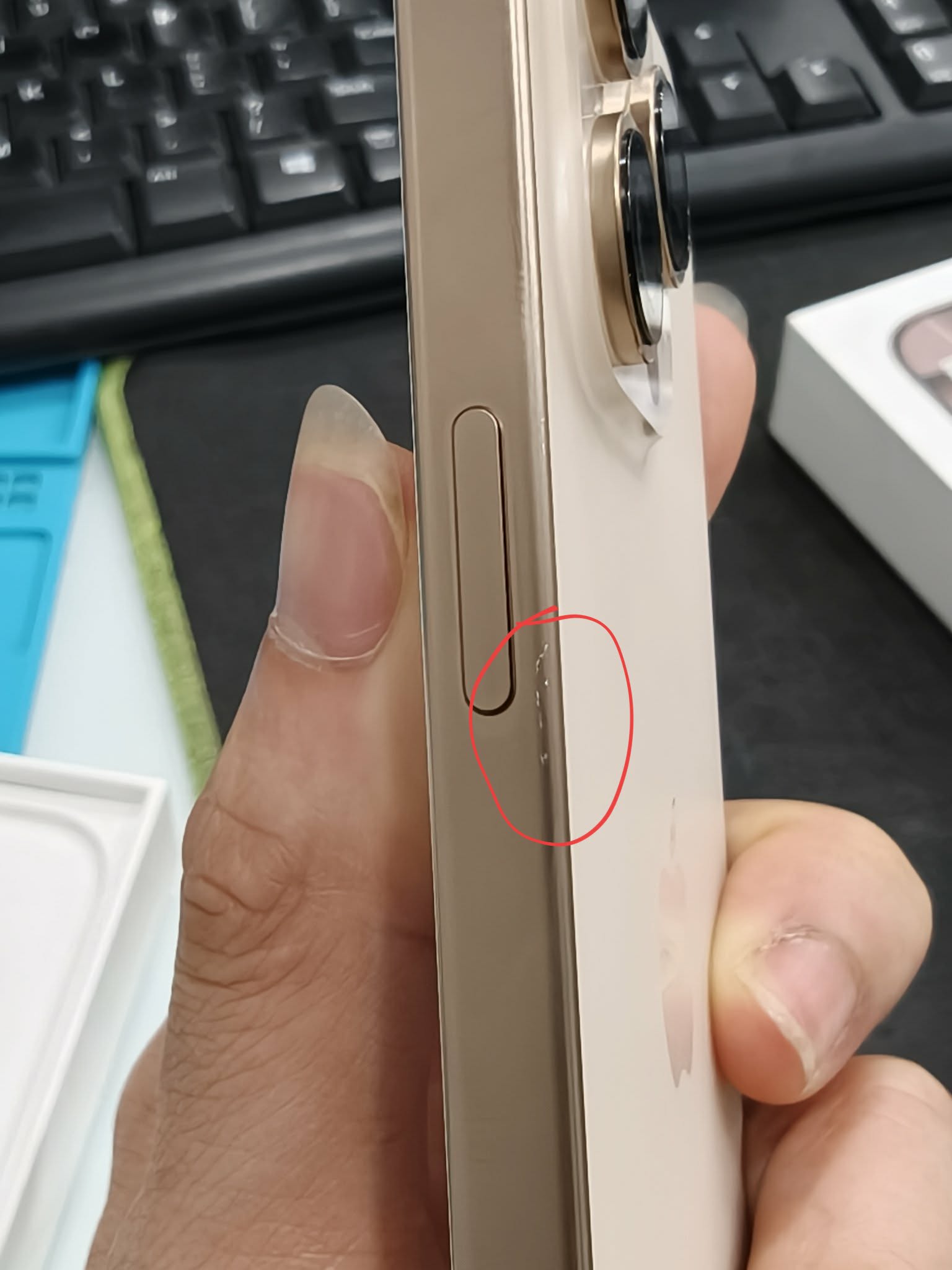 ĐTDĐ Apple iPhone 16 Pro Max 256GB Desert Titanium