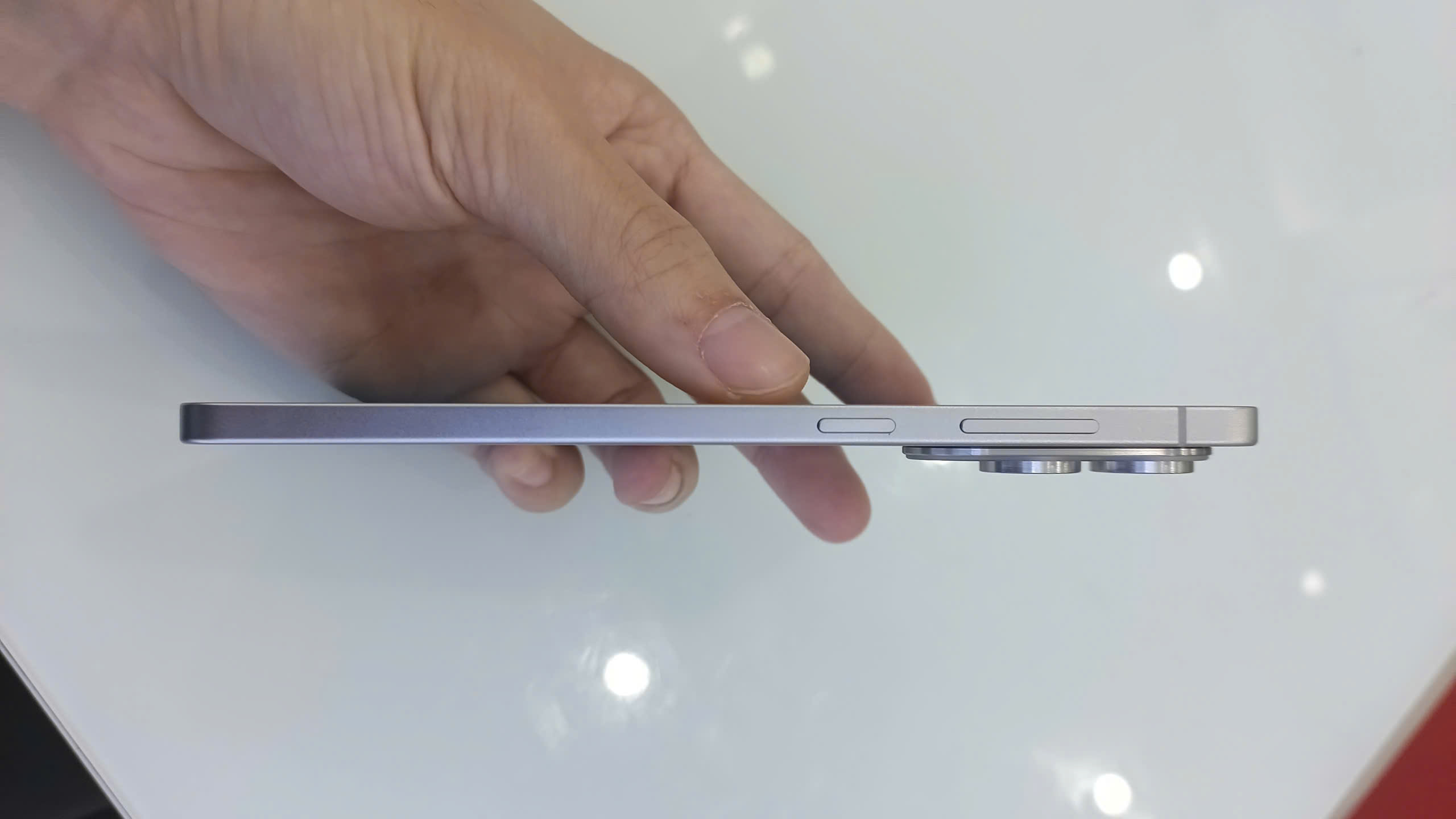 Samsung Galaxy S25 Edge - 12GB/256GB TBH