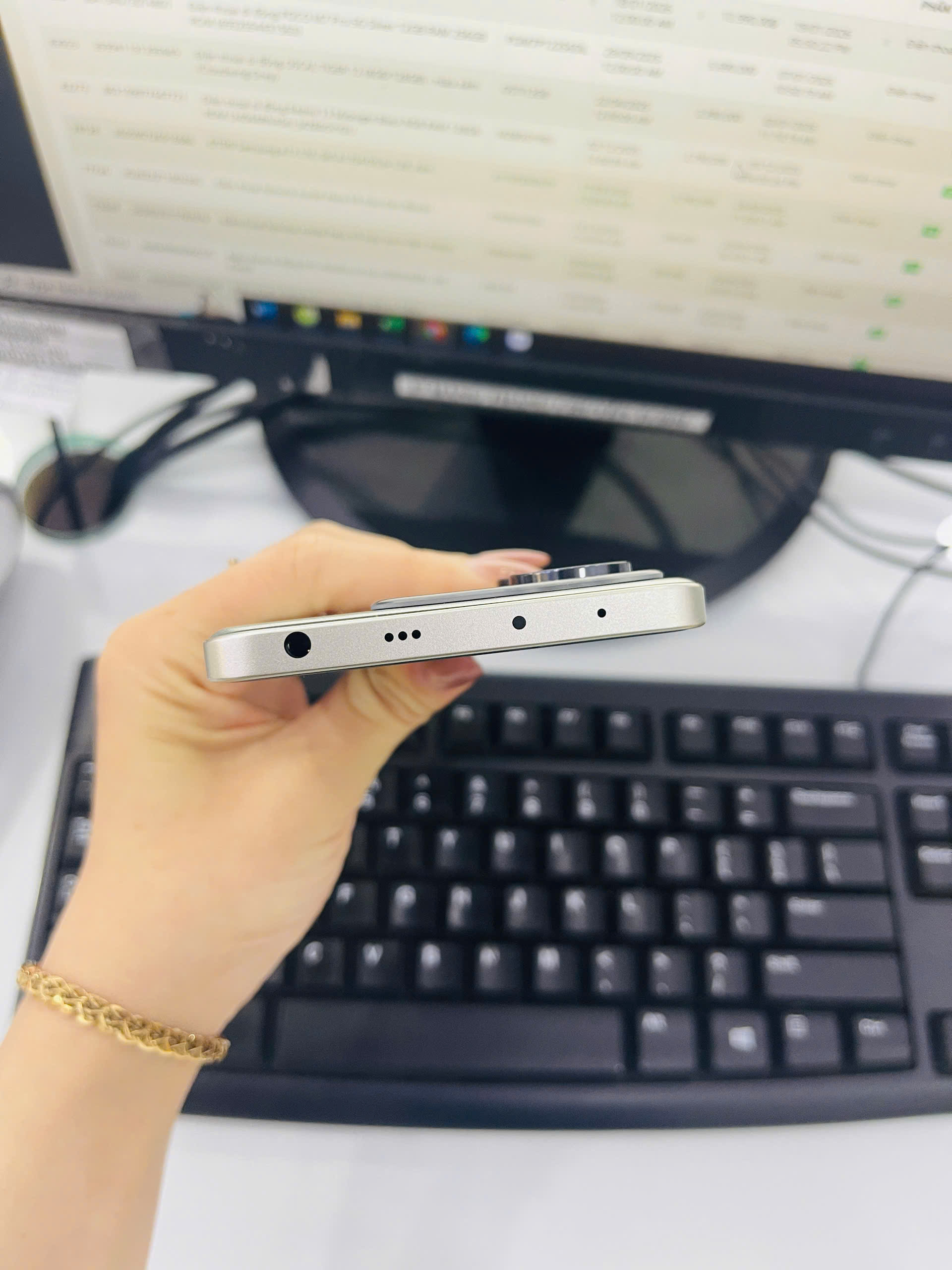  POCO M7 Pro 5G Silver 12GB RAM 256GB ROM