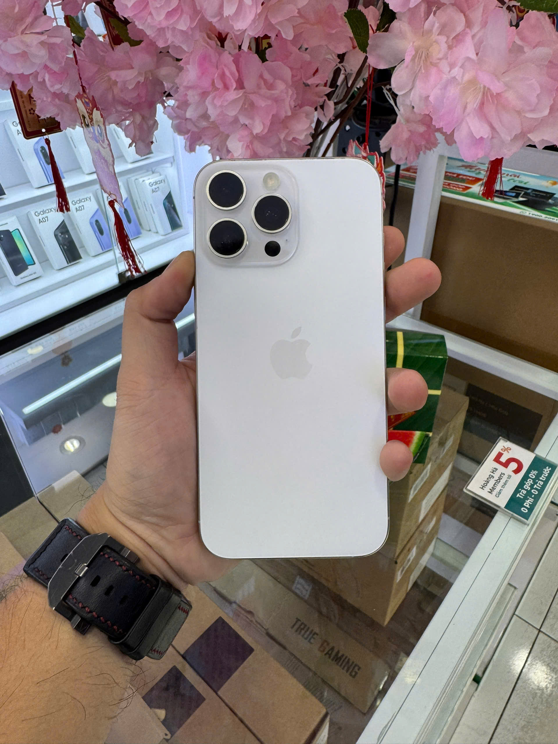 ĐTDĐ Apple iPhone 16 Pro Max 256GB White Titanium_MYWW3VN/A