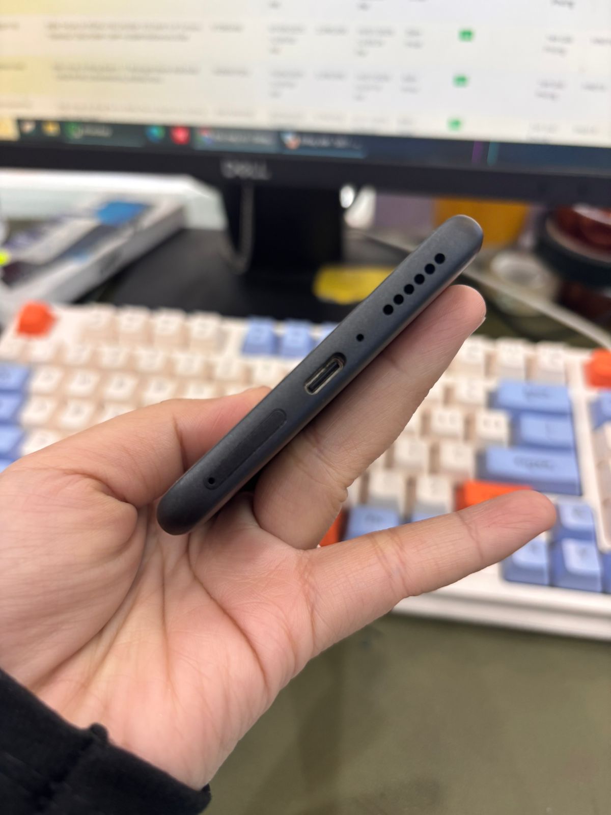 ĐIỆN THOẠI DI ĐỘNG (TEL) REDMI NOTE 15 6.77"/MTK Helio G100-Ultra/6G/128G/108MP+2MP/20MP/6000mAh (2510DRA23E)/ĐEN 