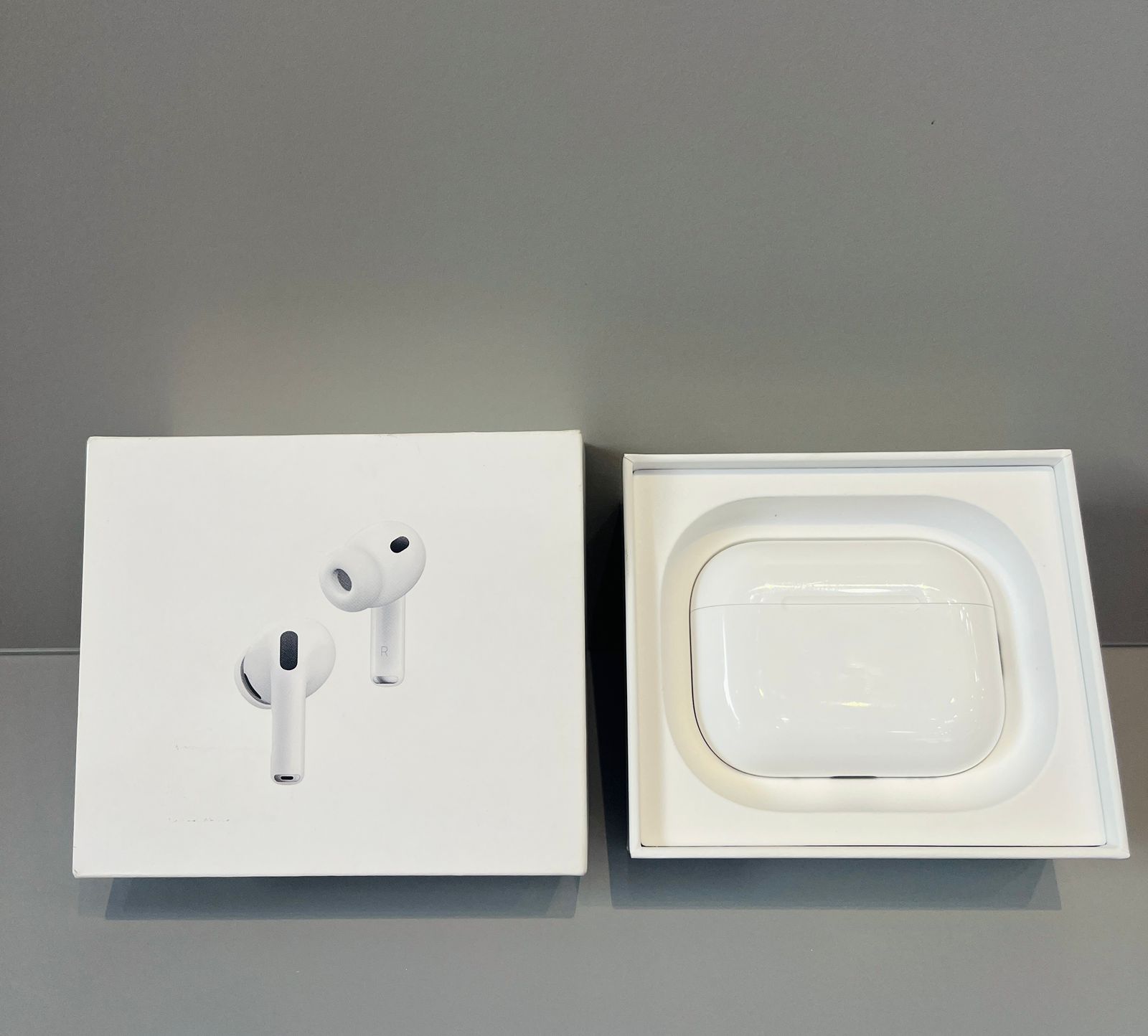 Tai nghe Bluetooth Apple AirPods Pro 3 -TBH