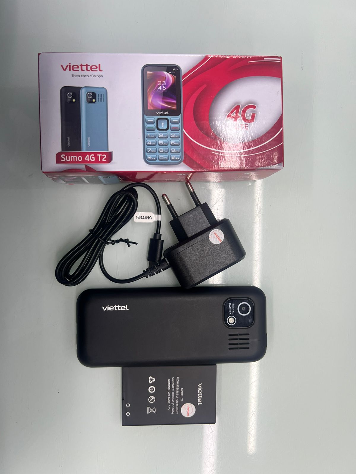 Điện thoại di động Sumo 4G T2 đen (Black)_T2BLK 