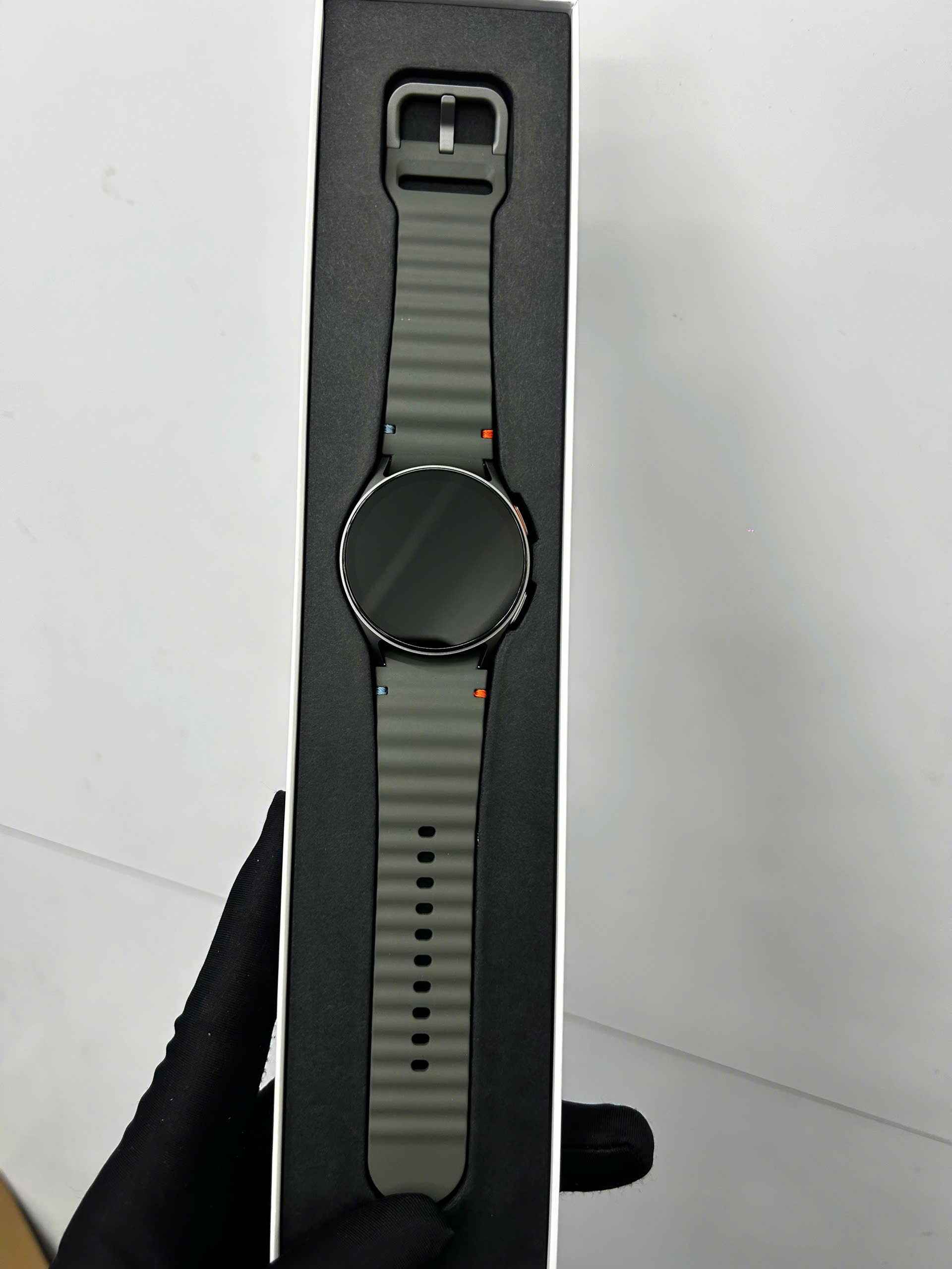 Samsung Galaxy Watch7 40mm BT, SM-L300, TN - RFAX705N87M - L300NZTN