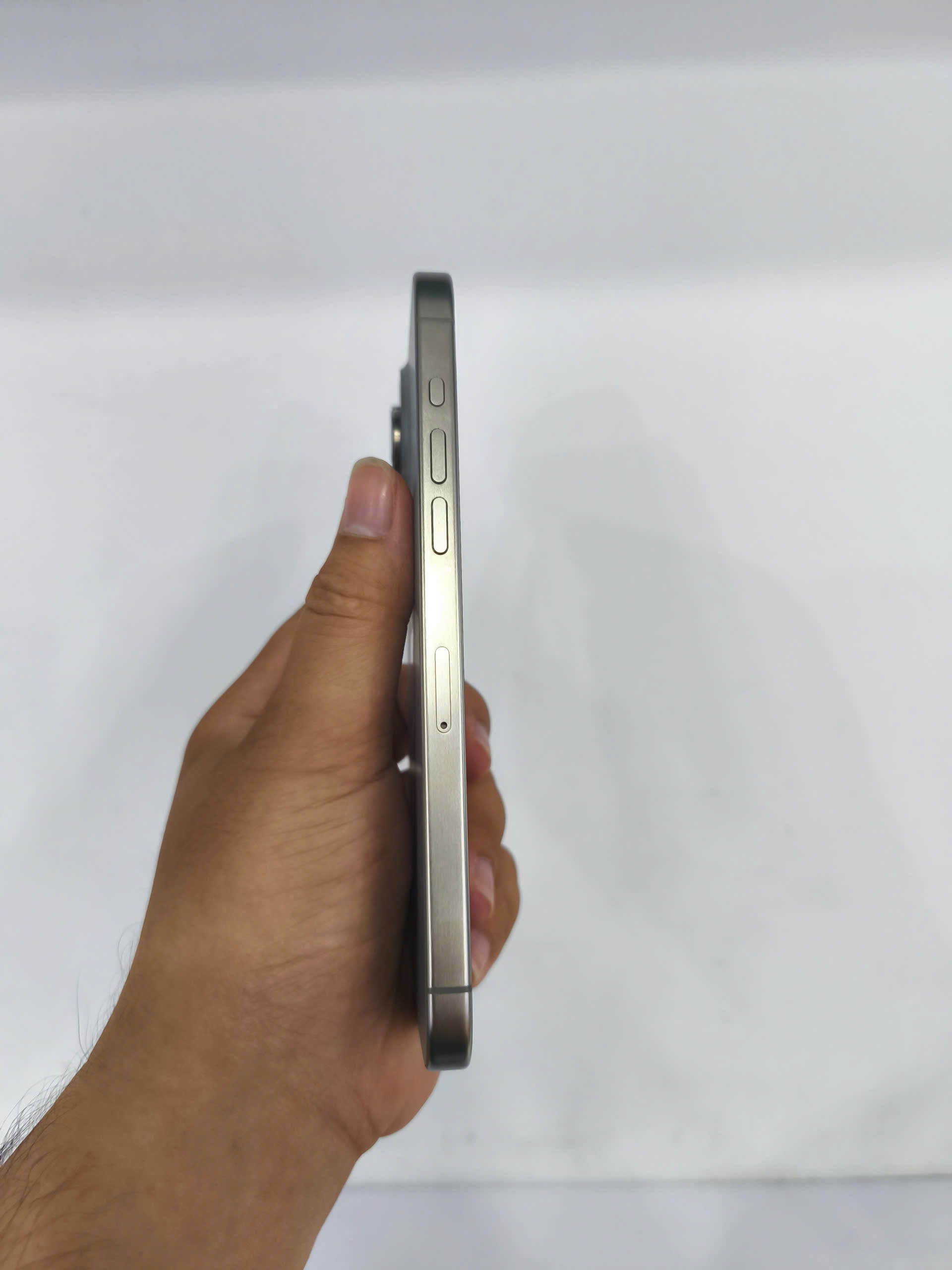 ĐTDĐ Apple iPhone 15 Pro Max 256GB