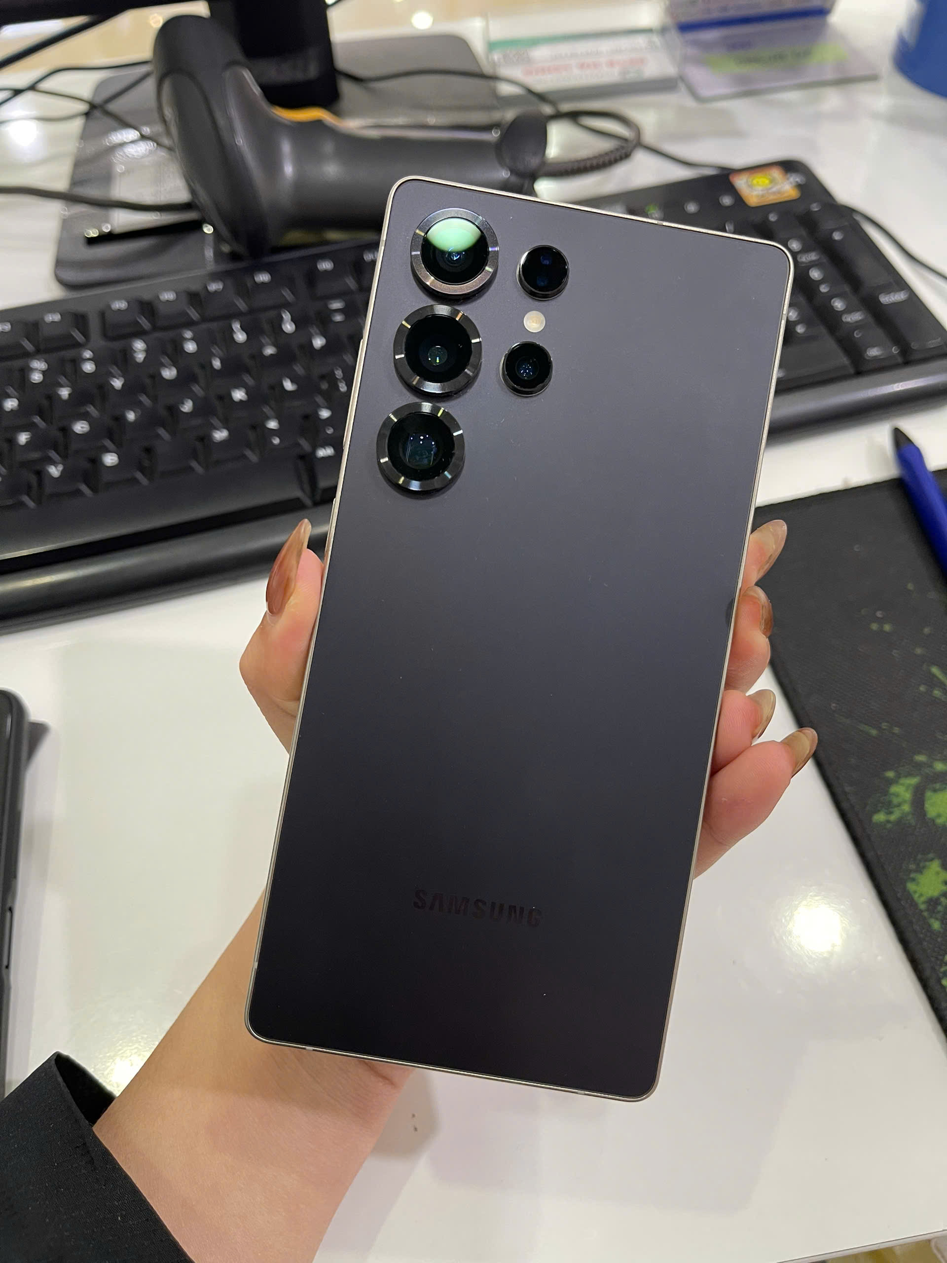 ĐTDĐ Samsung S25 Ultra SM-S938B/DS,256GB, Đen, SM-S938BZKBXXV - 353551773950501 - S938B256D