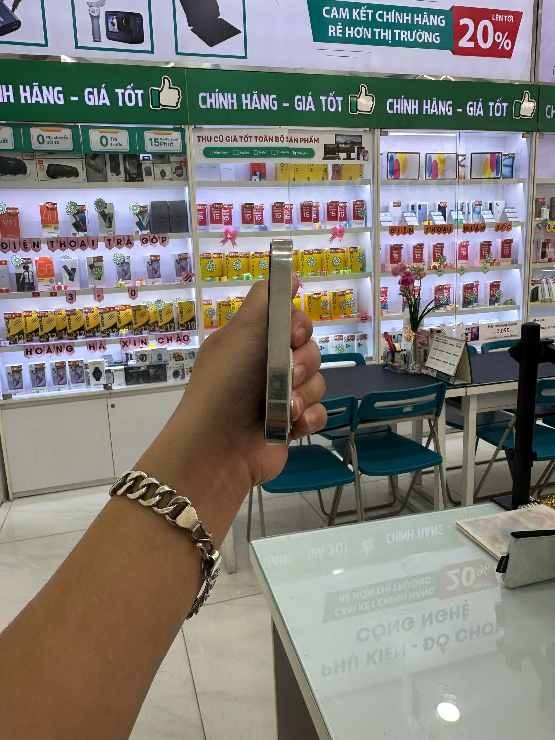 ĐTDĐ Apple iPhone 12 Pro 128GB Silver_MGML3VN/A - 355306402082095( Trôi Bảo Hành)