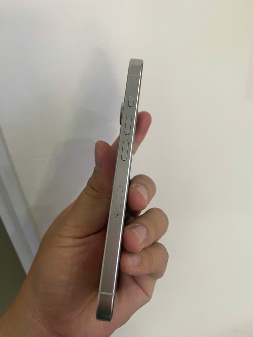 ĐTDĐ Apple iPhone 15 Pro 128GB White Titanium_MTUW3VN/A