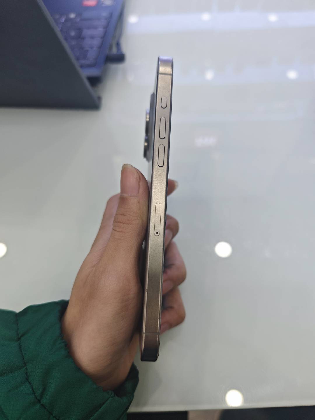 ĐTDĐ Apple iPhone 15 Pro Max 256GB Natural Titanium